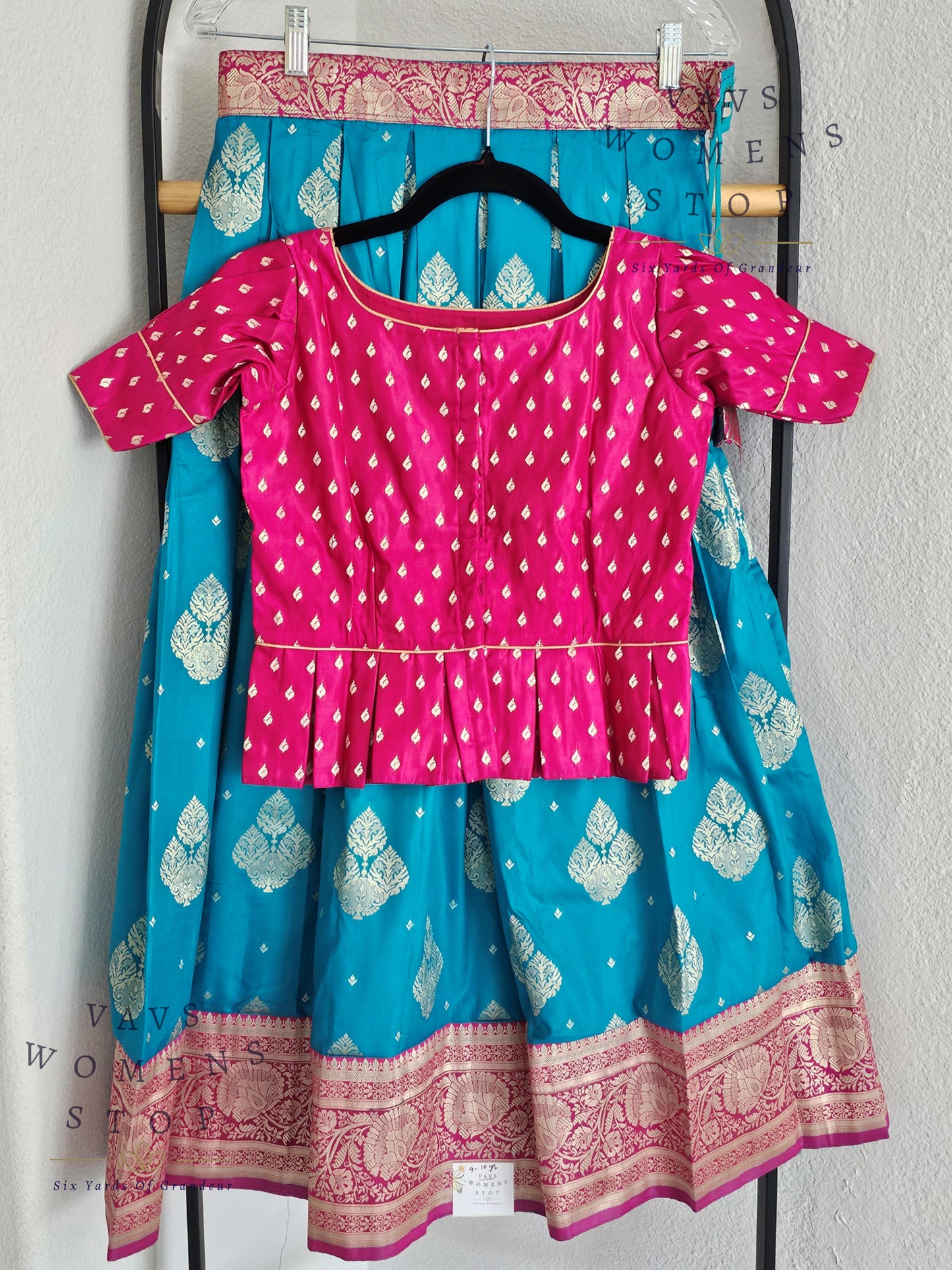 Designer Benarasi Paithani Lehenga/Langa Blouse