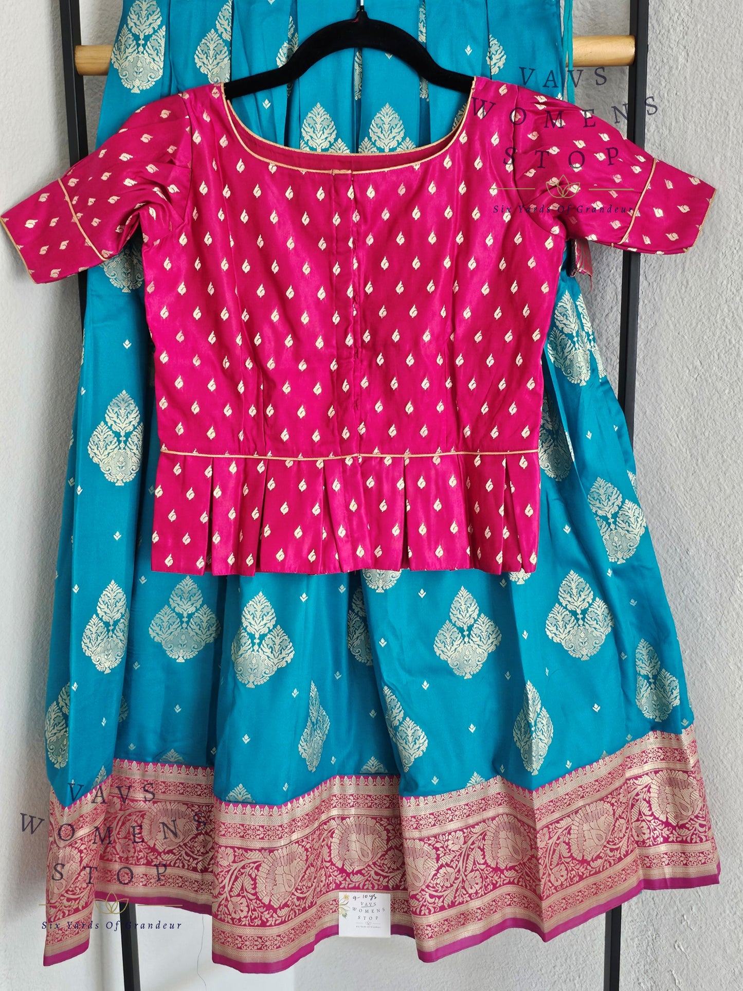 Designer Benarasi Paithani Lehenga/Langa Blouse