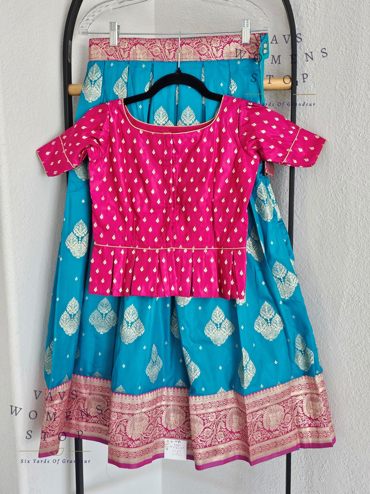 Designer Benarasi Paithani Lehenga/Langa Blouse