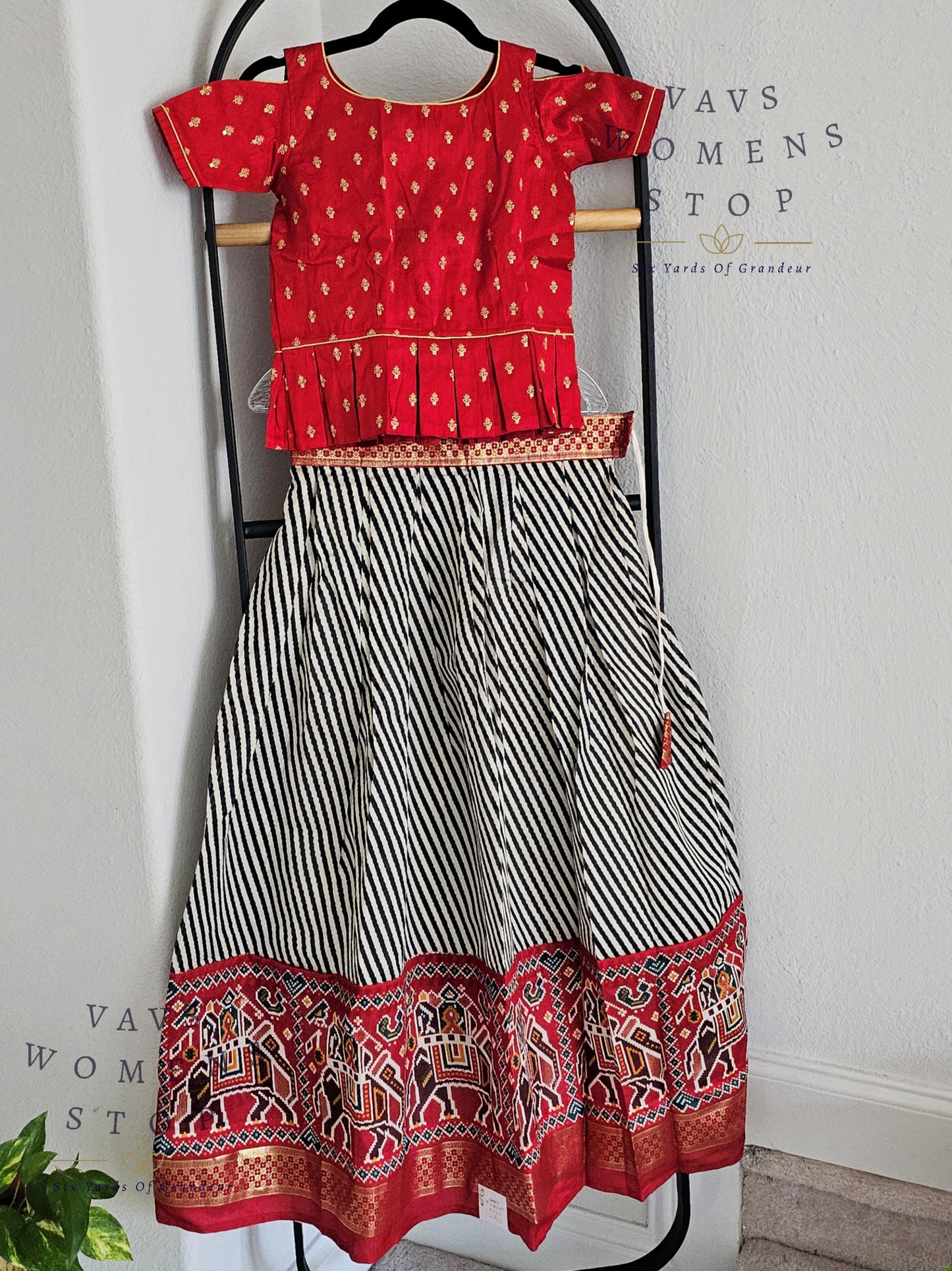 Soft Silk Cotton Leheriya Design Patola Print Lehenga Blouse Set