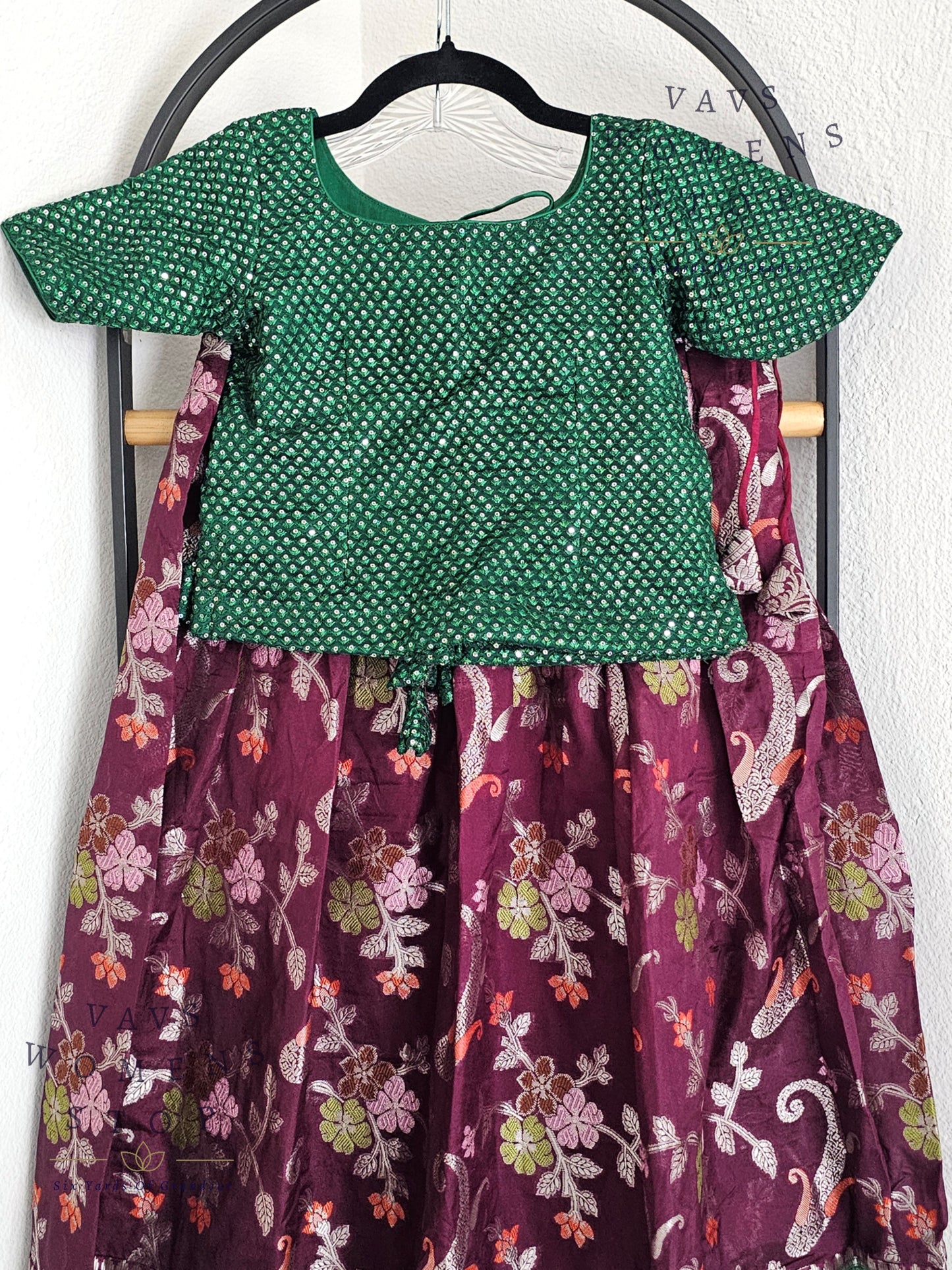 Designer Benarasi Chiniya Lehenga/Langa Blouse