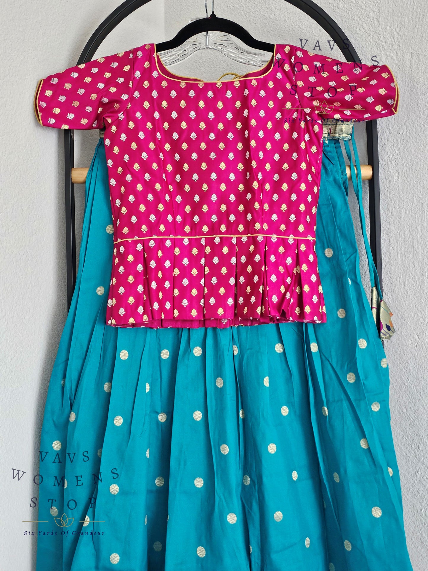 Designer Benarasi Paithani Lehenga/Langa Blouse