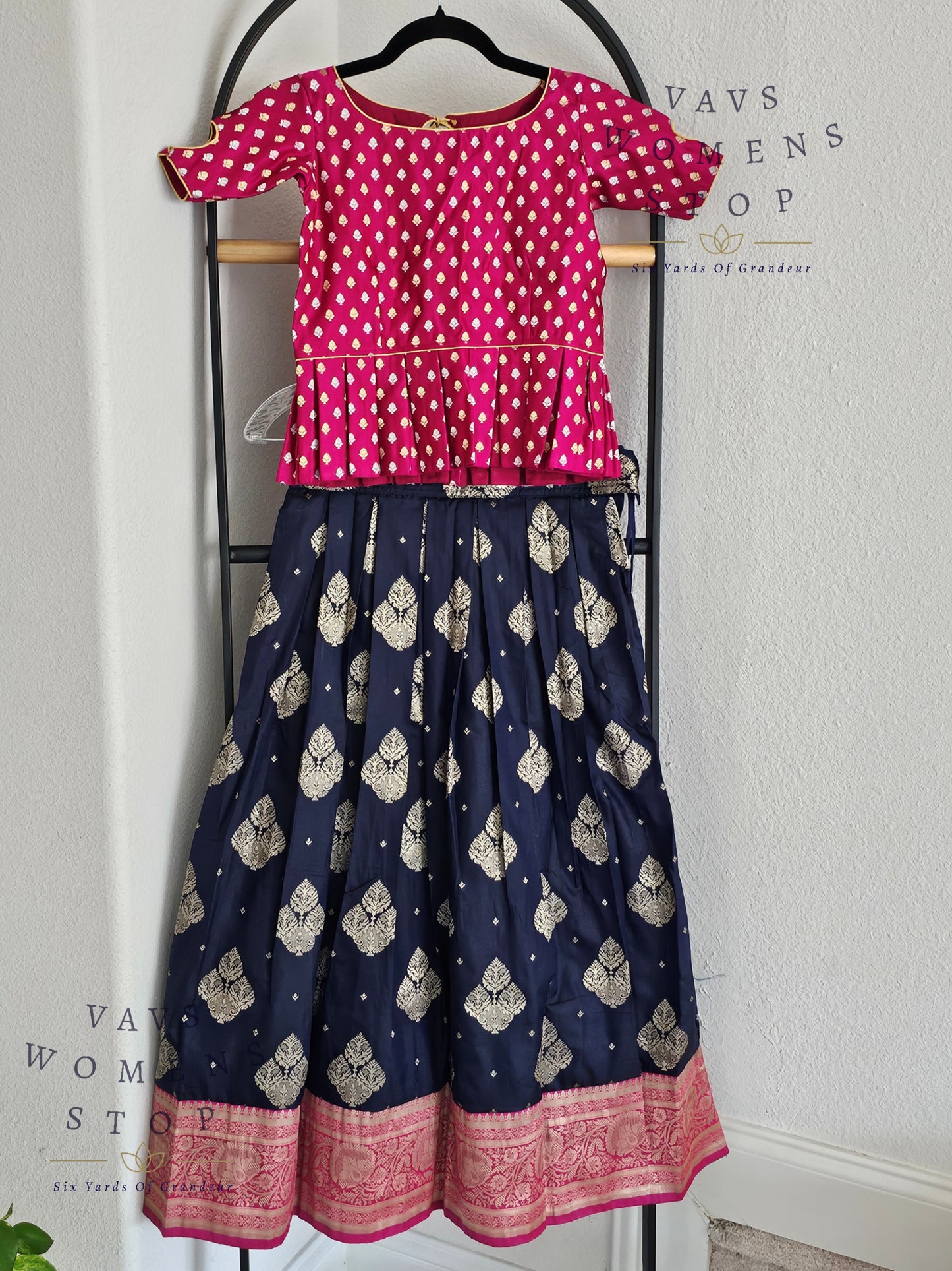 Designer Benarasi Paithani Lehenga/Langa Blouse