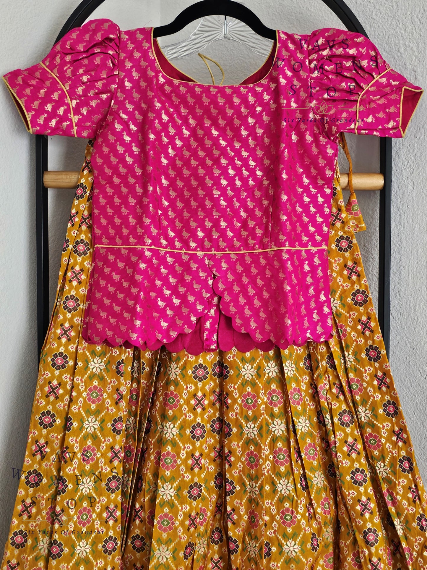 Satin Benarasi Patola Lehenga/Langa Blouse Pattu Pavada