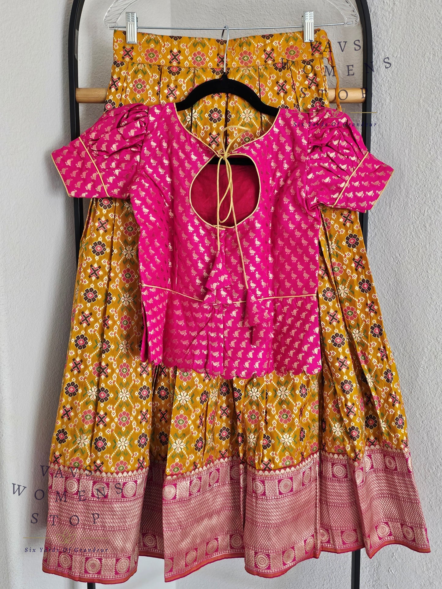 Satin Benarasi Patola Lehenga/Langa Blouse Pattu Pavada