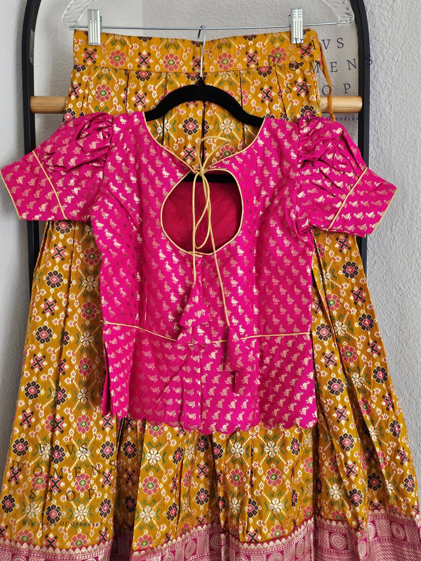 Satin Benarasi Patola Lehenga/Langa Blouse Pattu Pavada