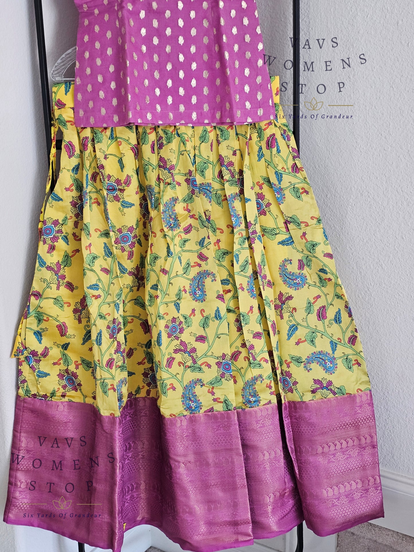 Floral Benarasi Lehenga Blouse