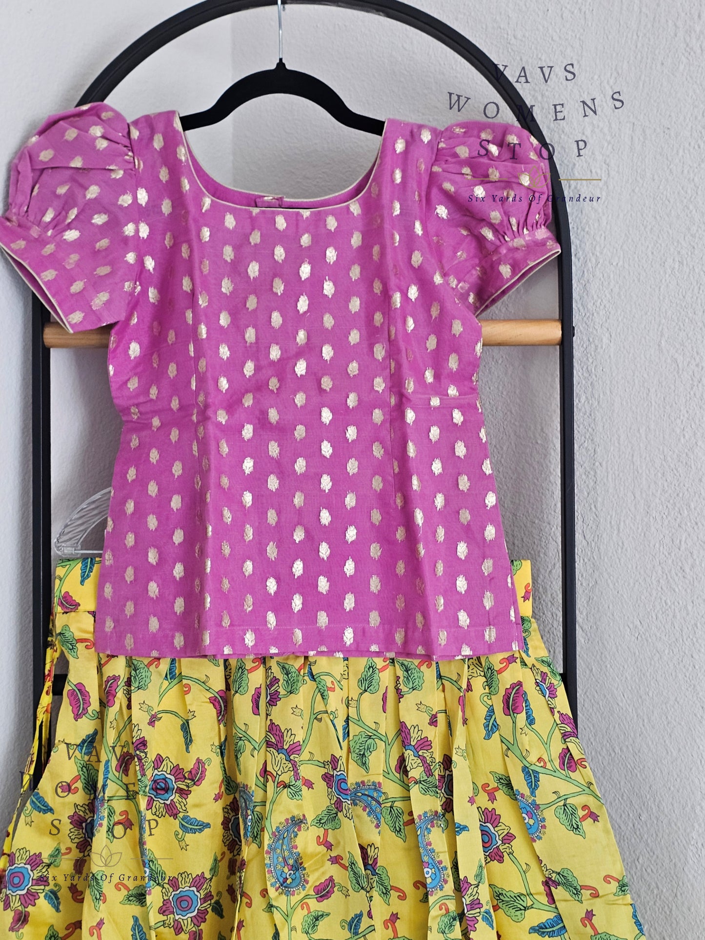 Floral Benarasi Lehenga Blouse