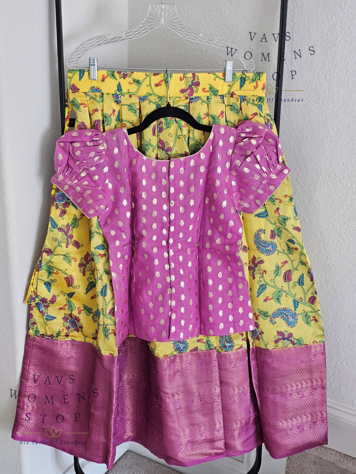Floral Benarasi Lehenga Blouse