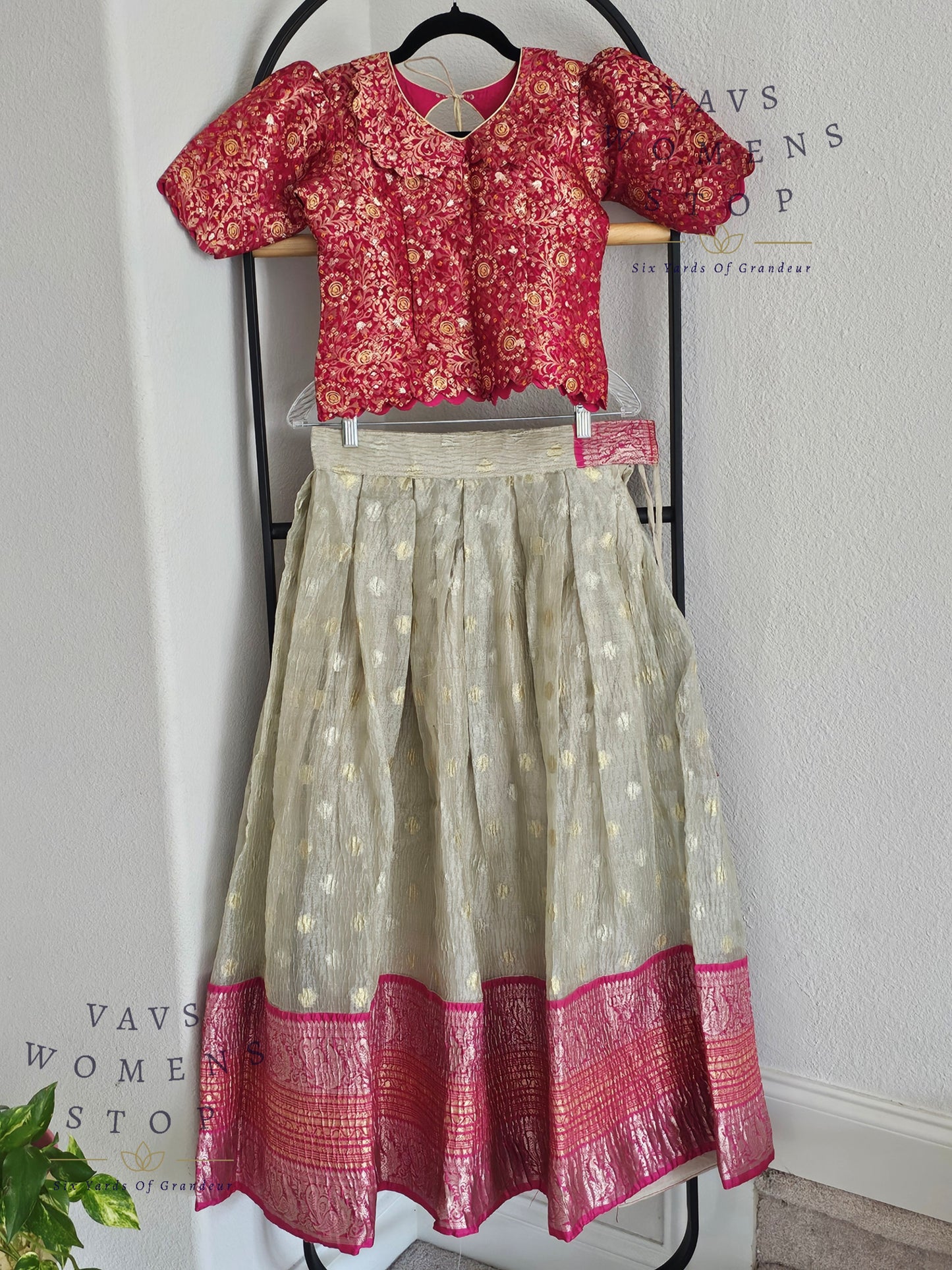 Crush Tissue Silk Lehenga - Benarasi Blouse