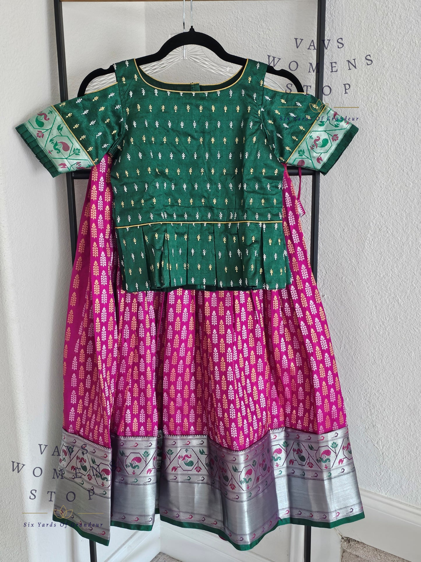 Benarasi semi silk paithani lehenga blouse