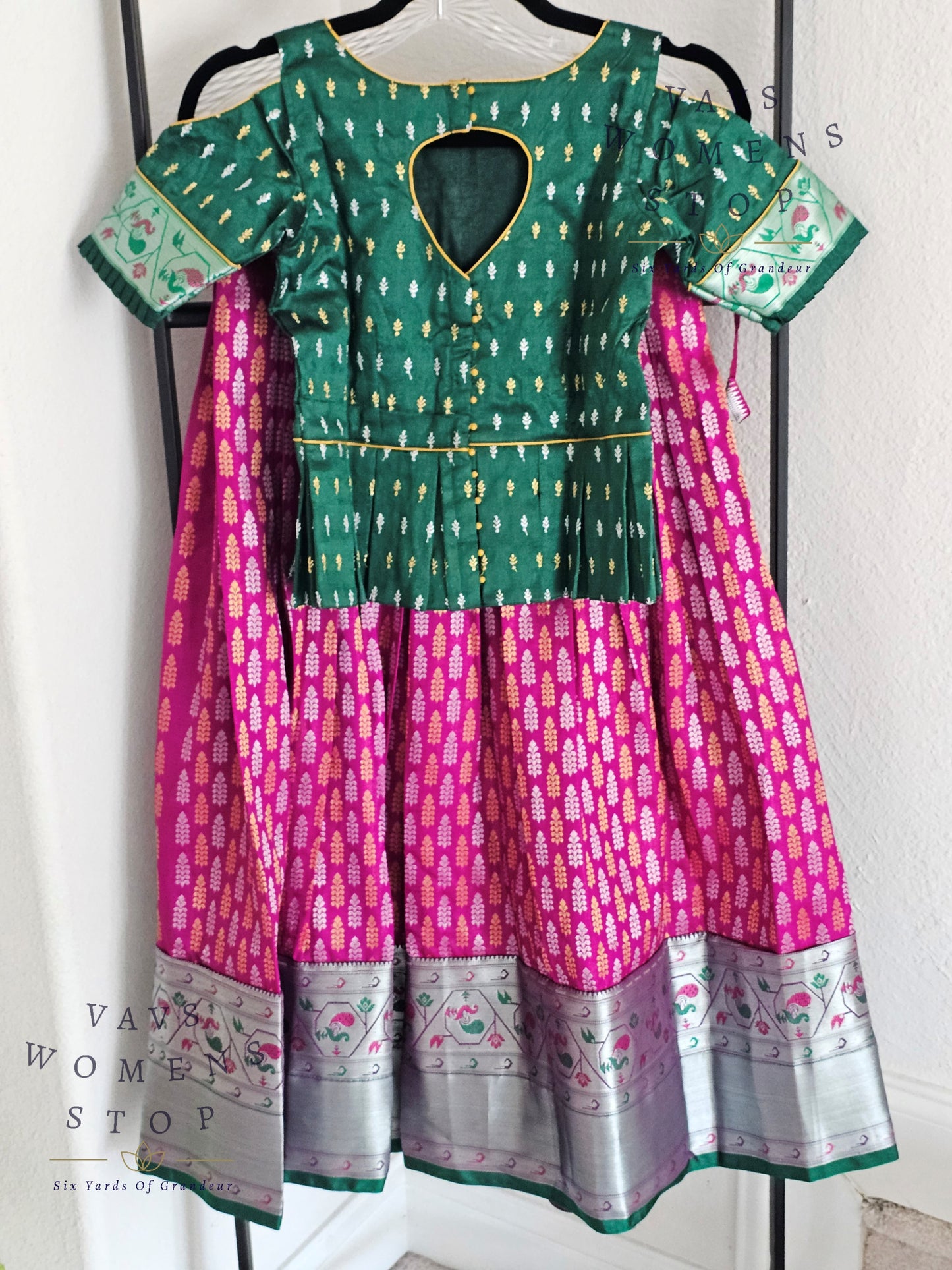 Benarasi semi silk paithani lehenga blouse