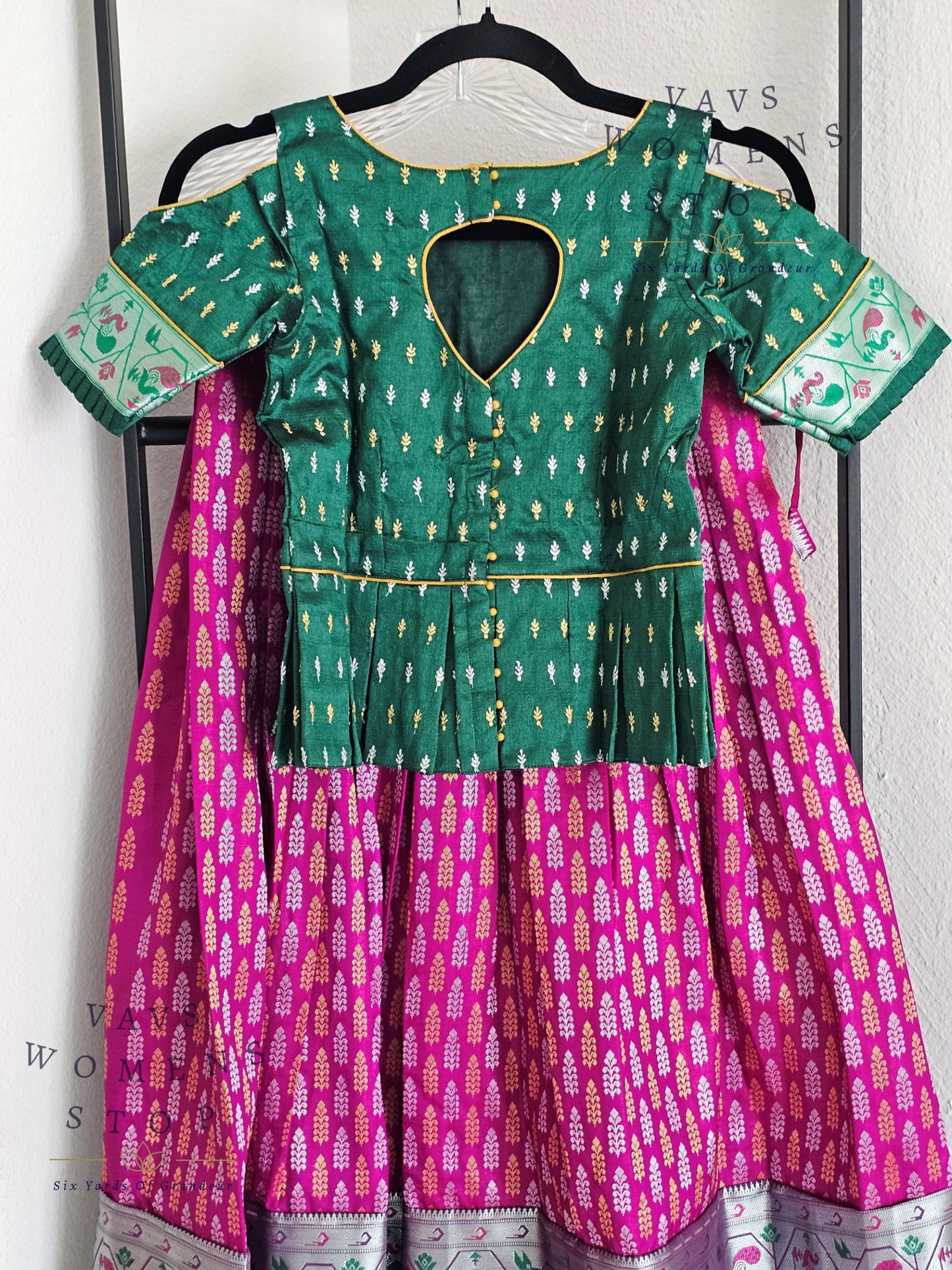 Benarasi semi silk paithani lehenga blouse