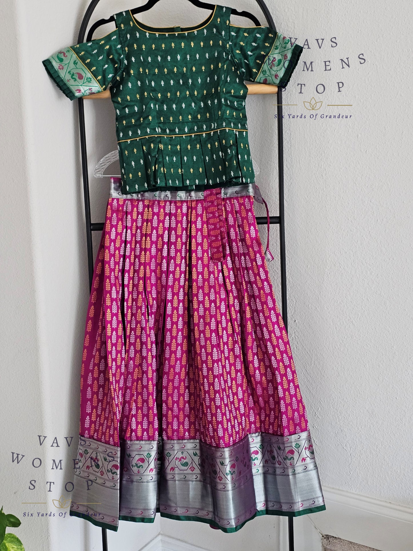 Benarasi semi silk paithani lehenga blouse