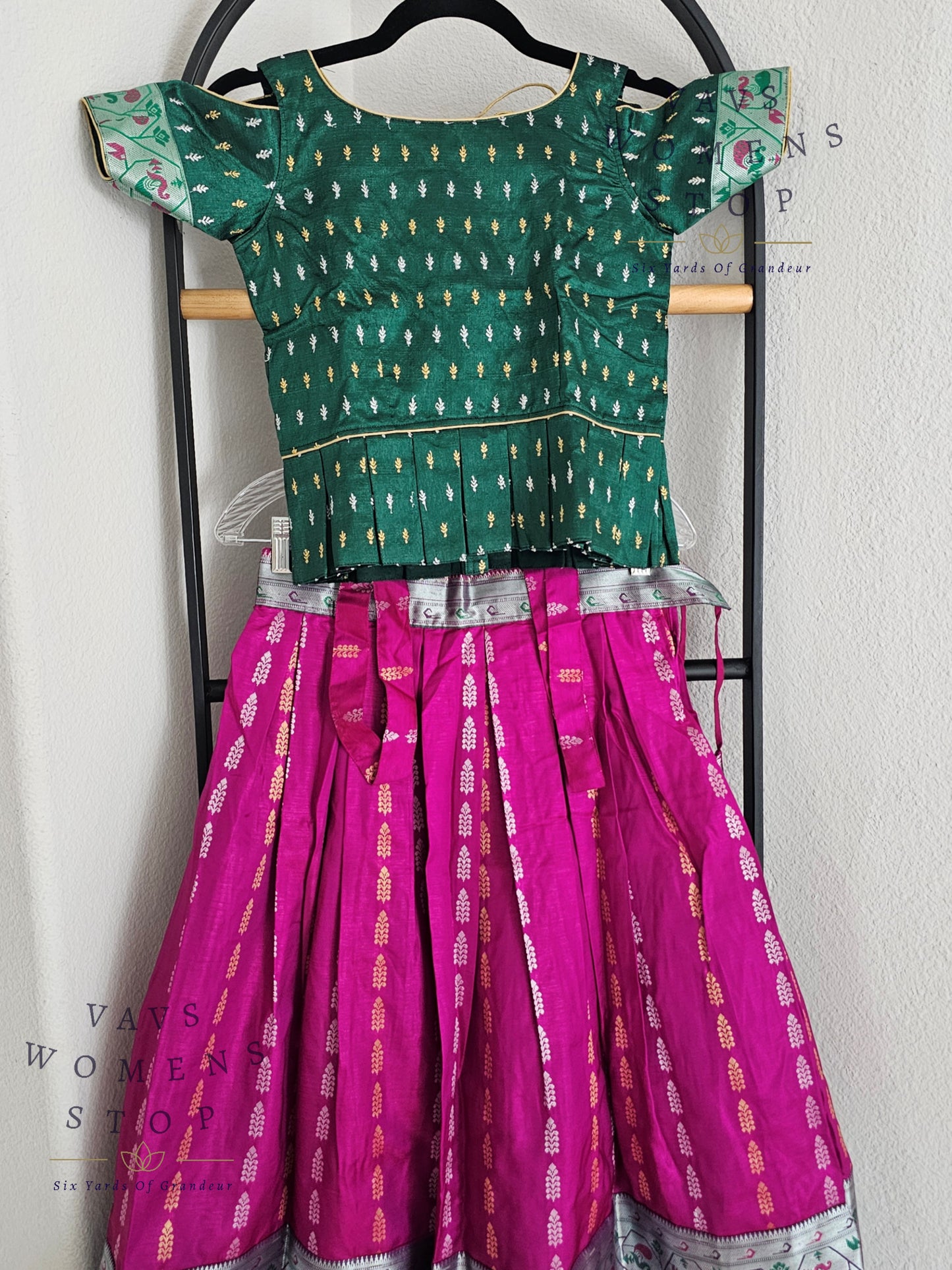 Benarasi semi silk paithani lehenga blouse