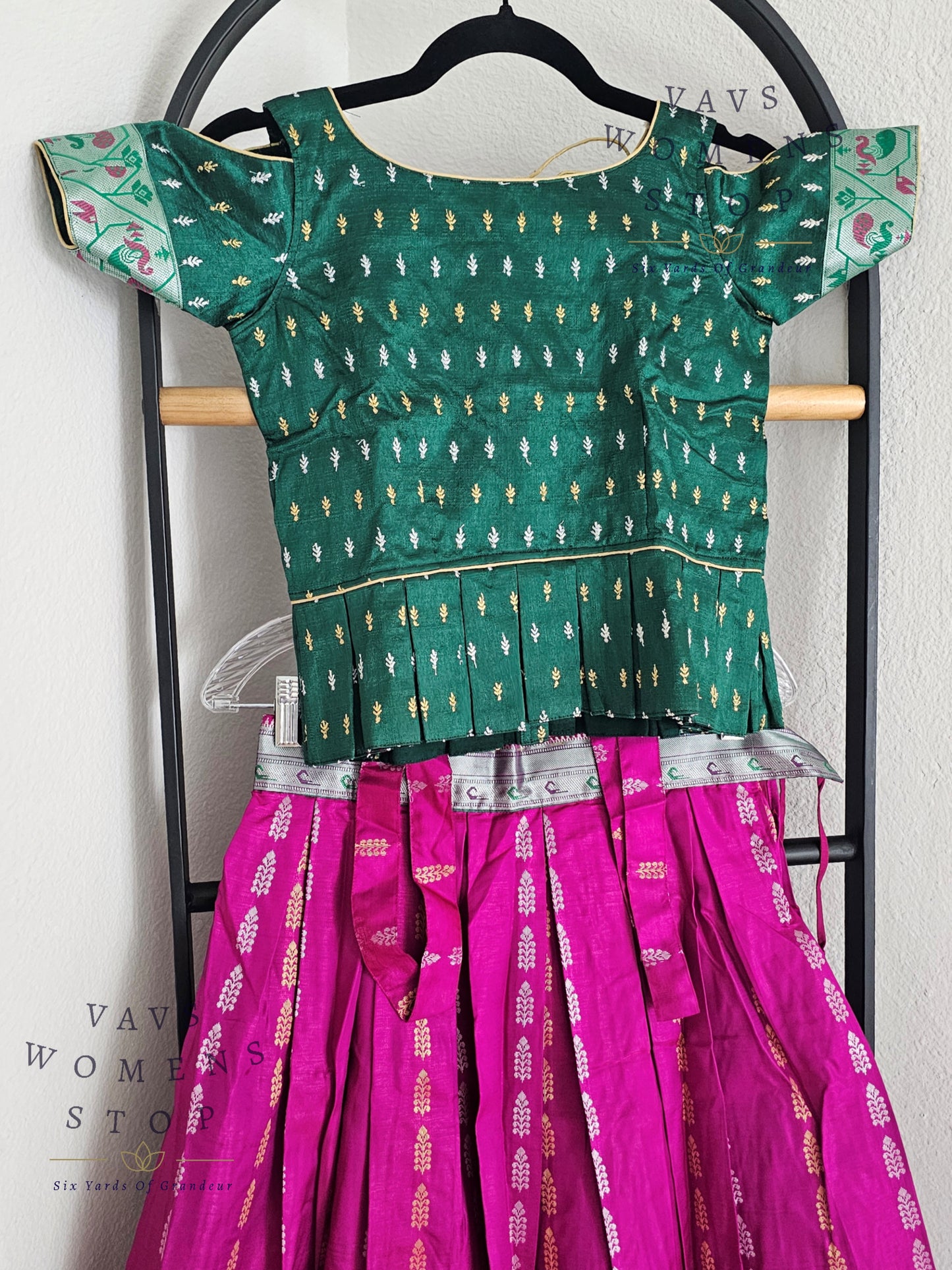 Benarasi semi silk paithani lehenga blouse