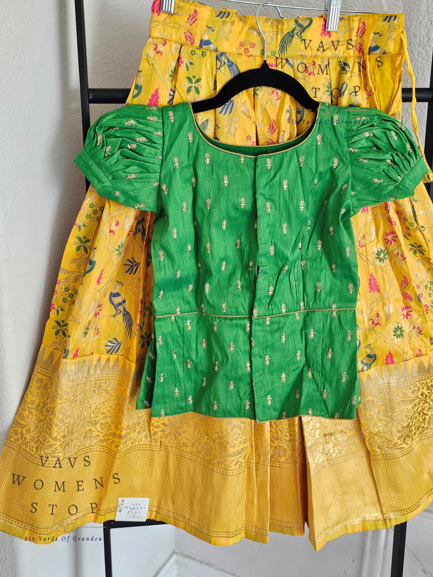Designer Benarasi Paithani Lehenga Blouse