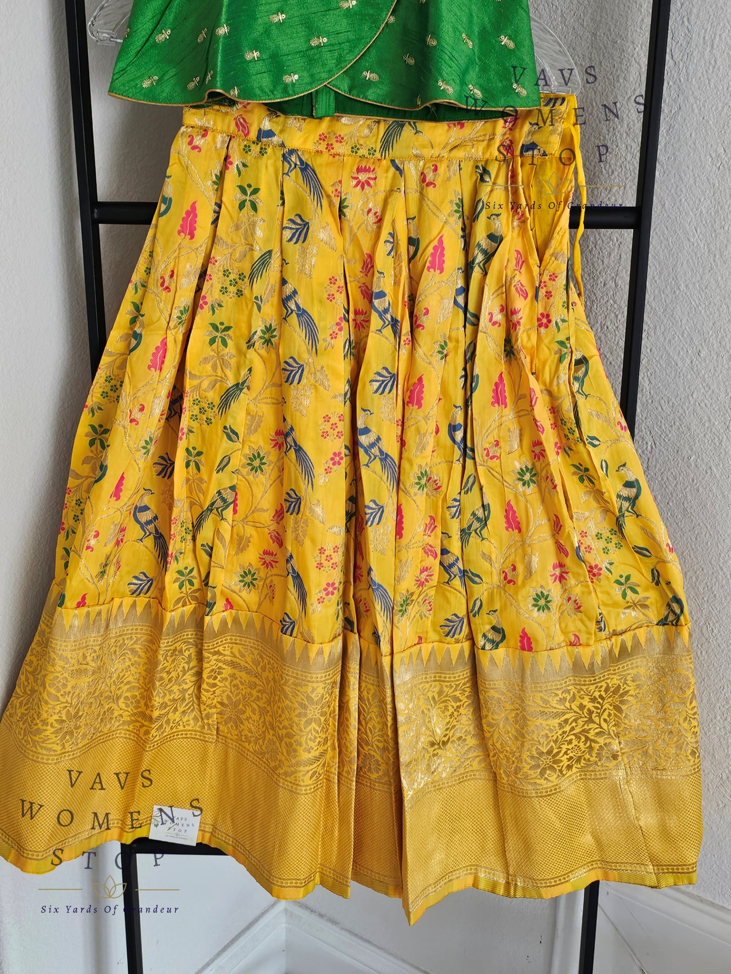 Designer Benarasi Paithani Lehenga Blouse