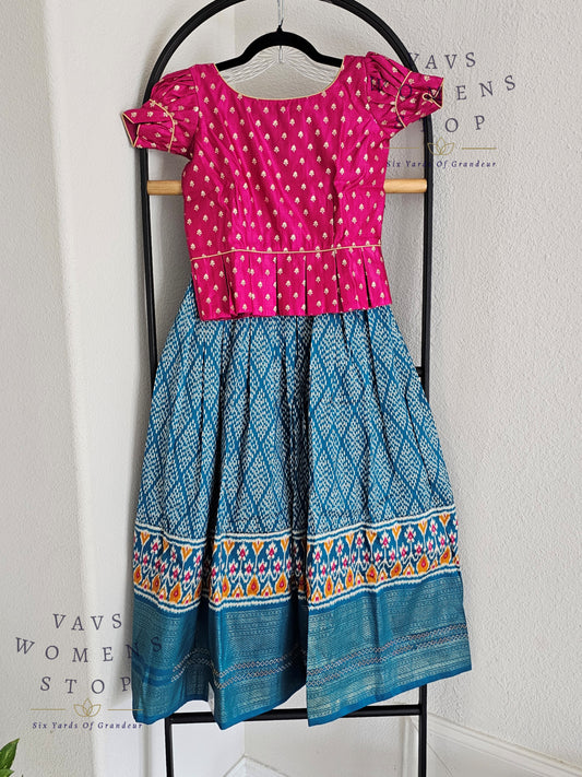 Munga Benarasi Silk Lehenga Blouse
