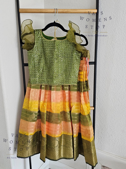 Chiniya Benarasi Langa Blouse/ Pattu Pavadai set