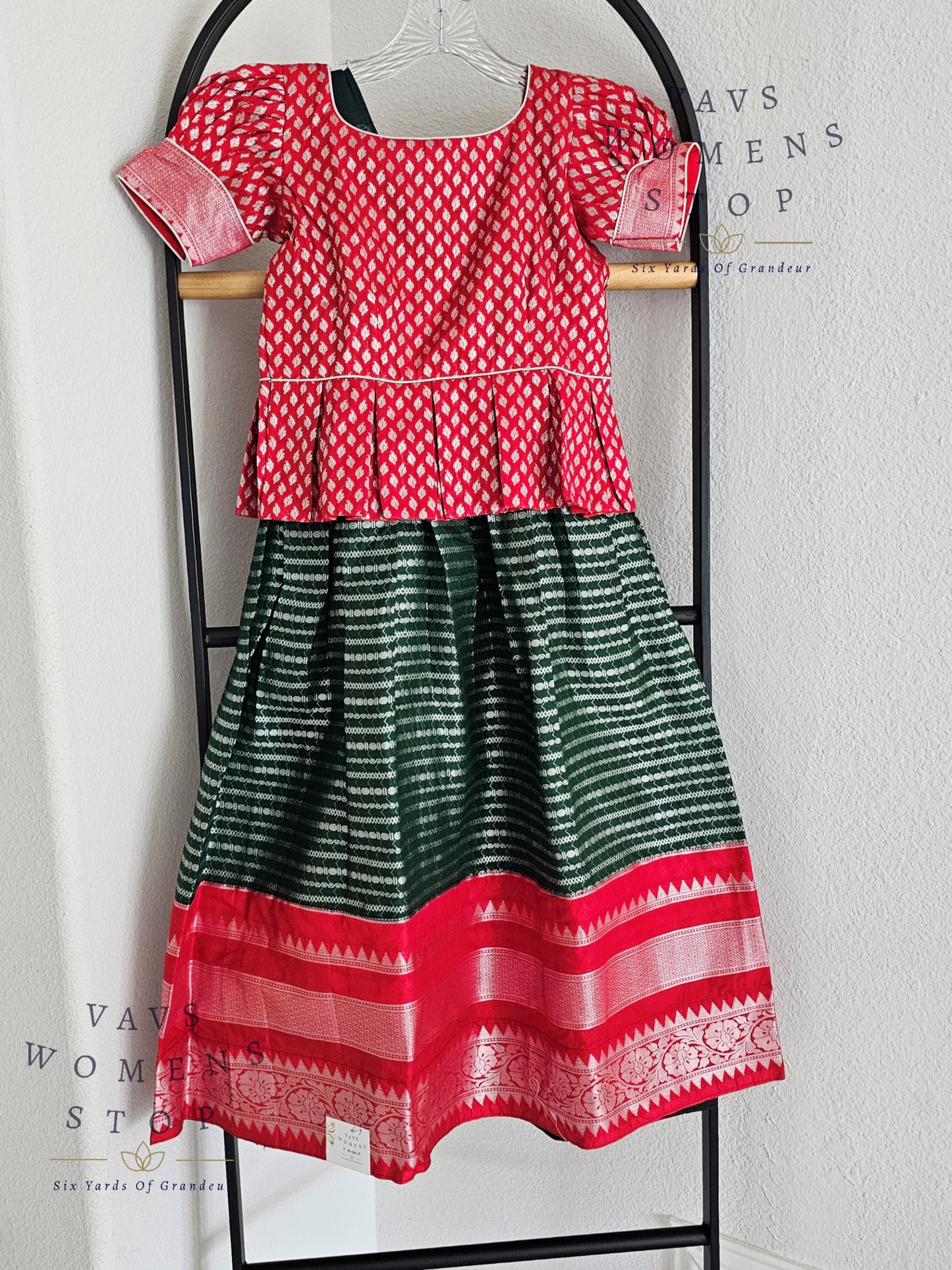 Designer Benarasi Lehenga Blouse