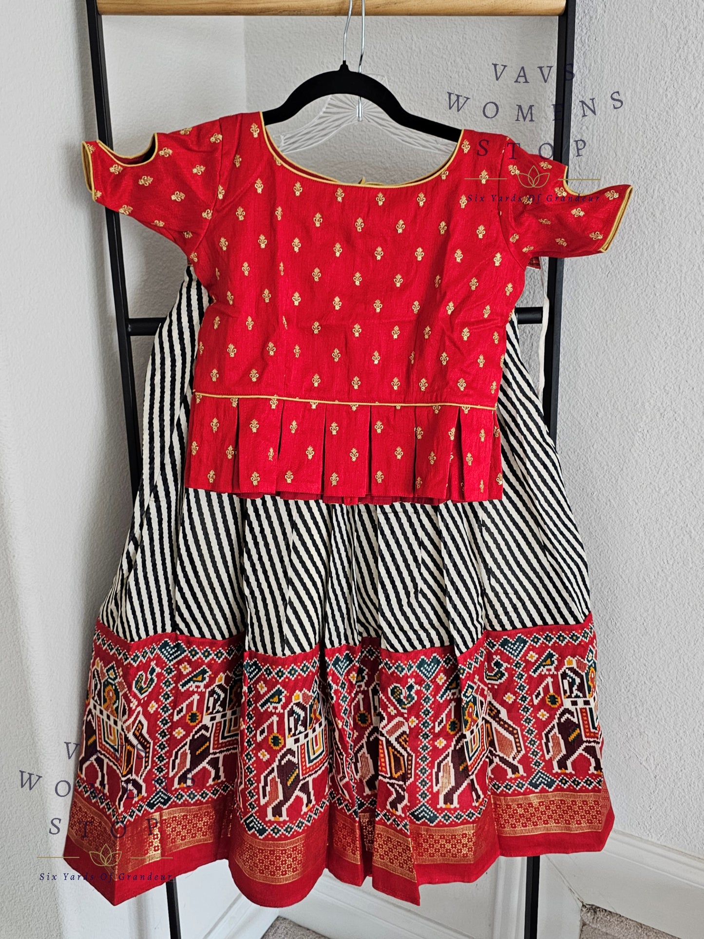 Designer Linen Silk Cotton Lehenga Blouse