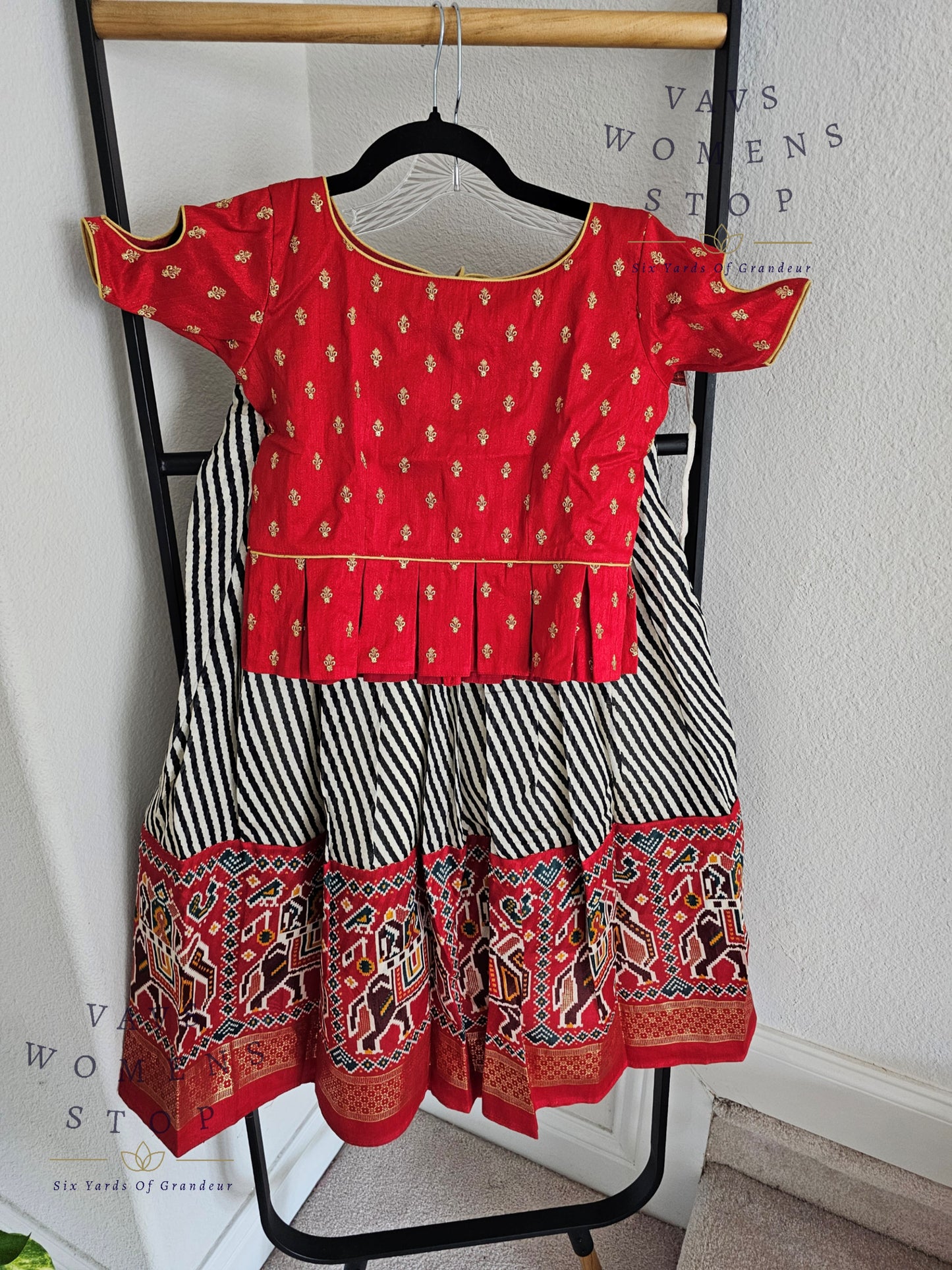 Designer Linen Silk Cotton Lehenga Blouse