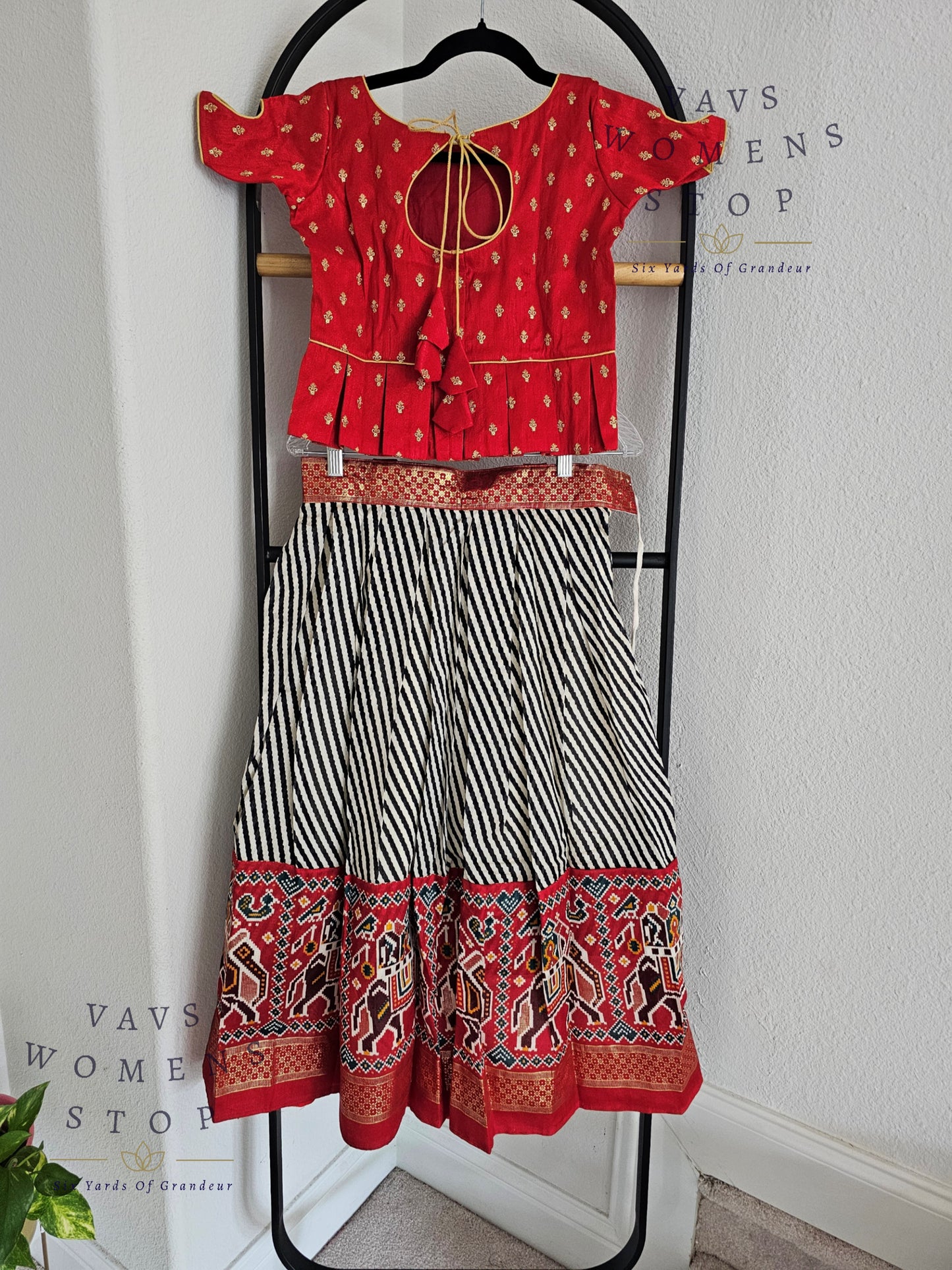 Designer Linen Silk Cotton Lehenga Blouse