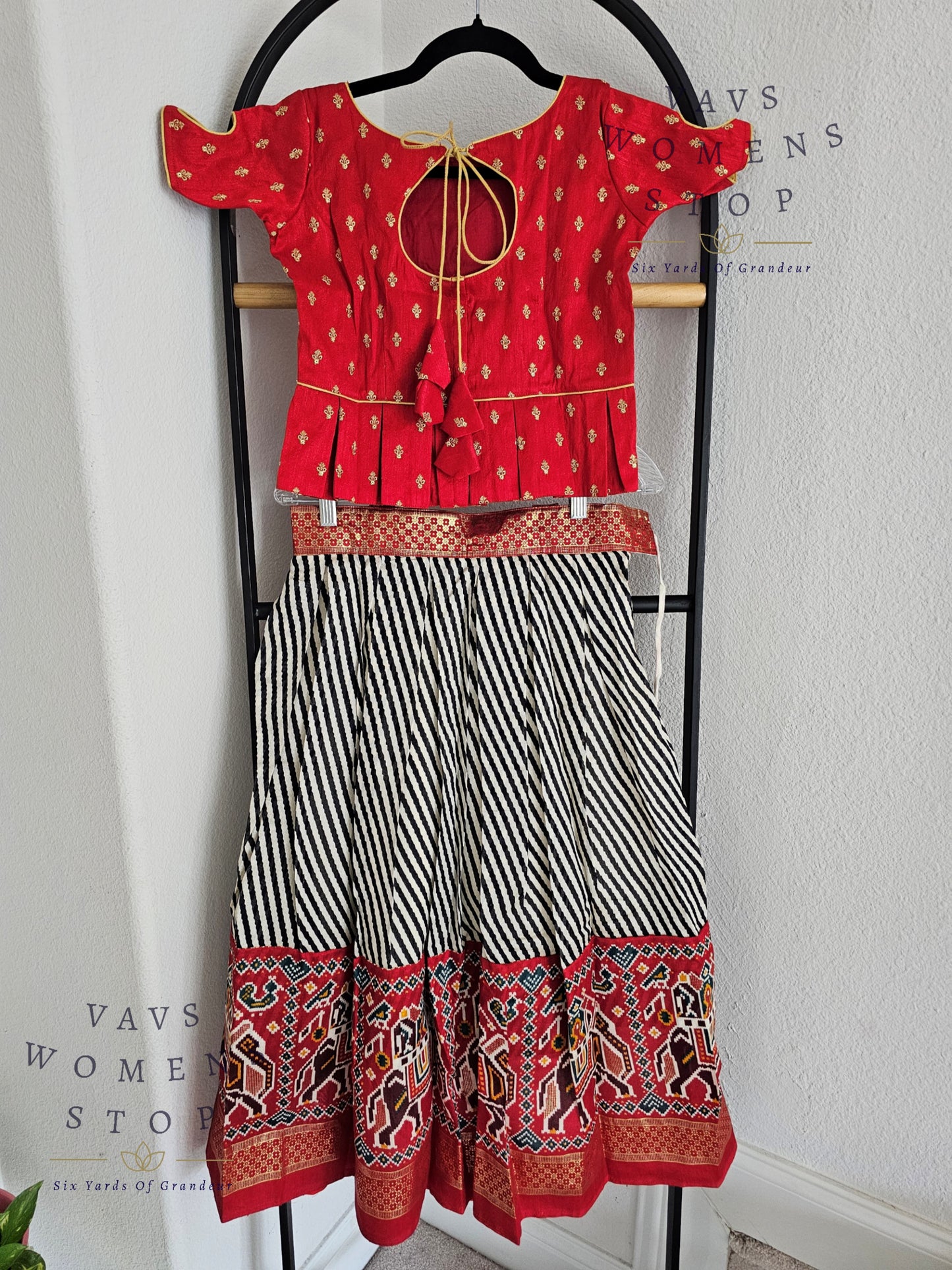 Designer Linen Silk Cotton Lehenga Blouse