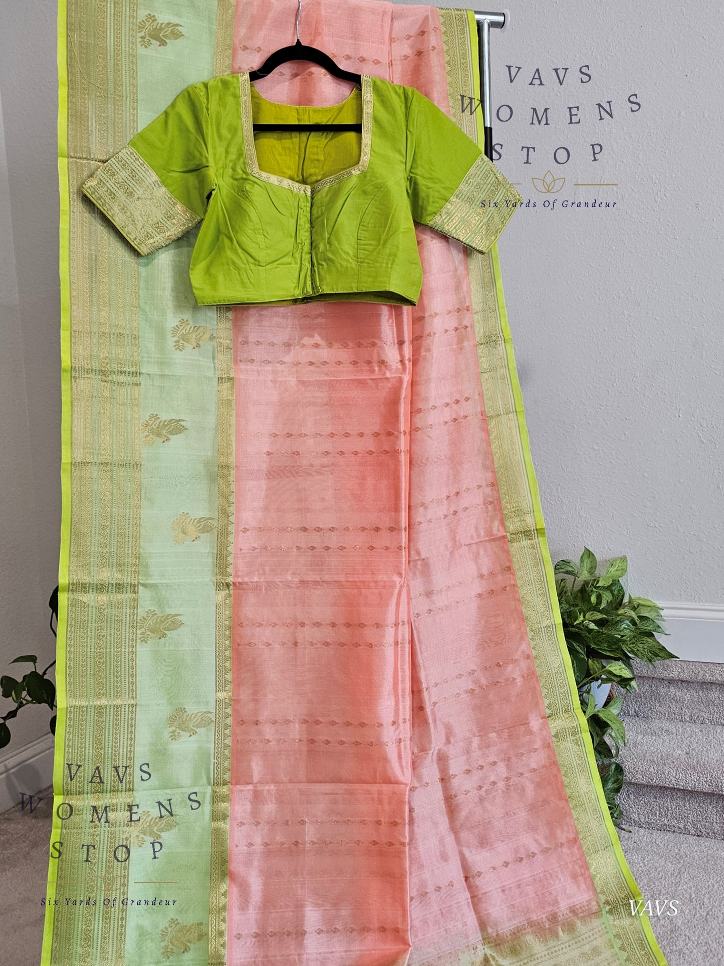 Pure Gadwal Silk Cotton Handloom Traditional Lines Border Pattern Saree - Blouse – Traditional Wedding & Festive Wear