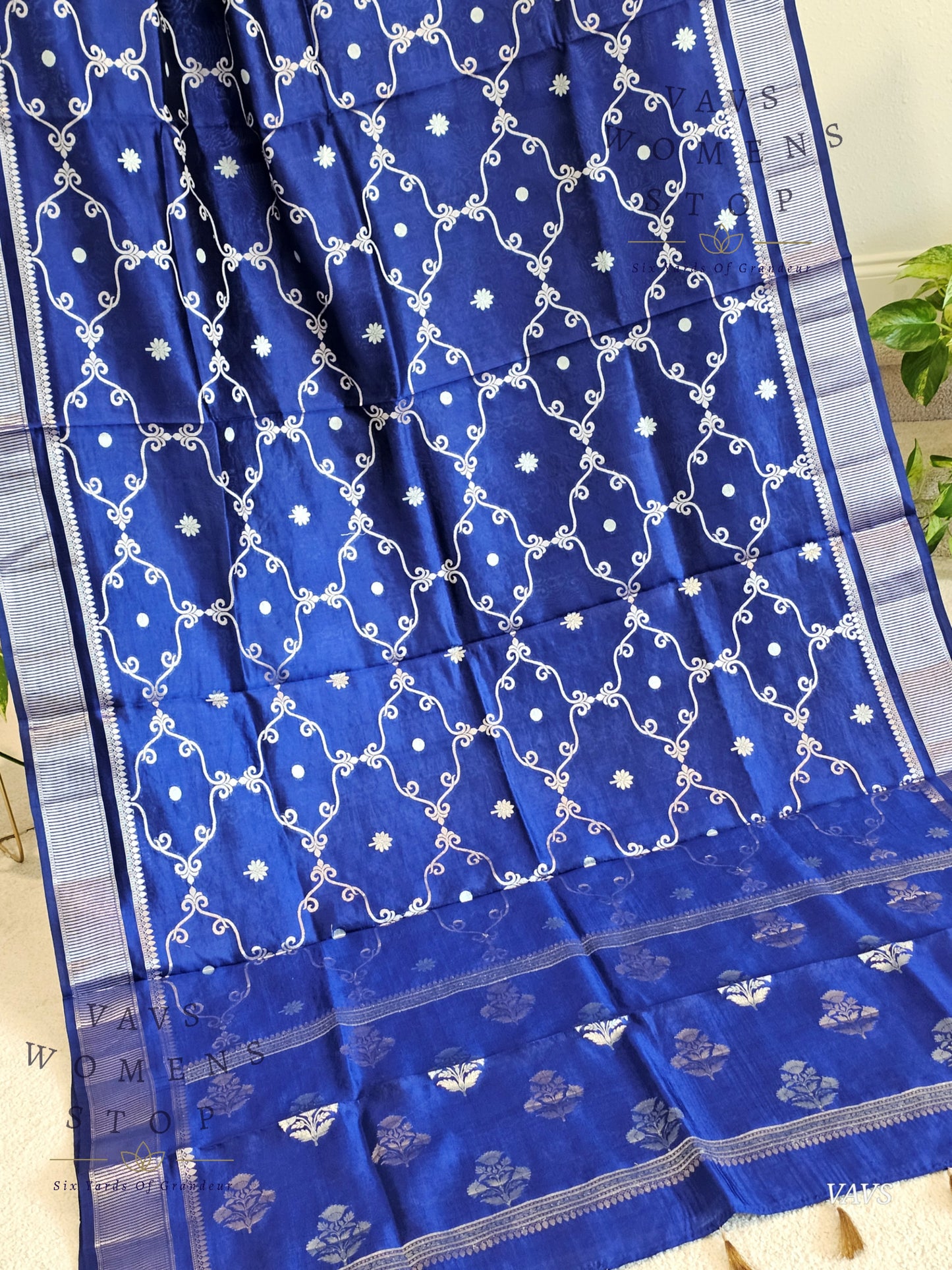 Trendy Designer Pure Puna Mango Silk Benarasi Saree with Matching Blouse