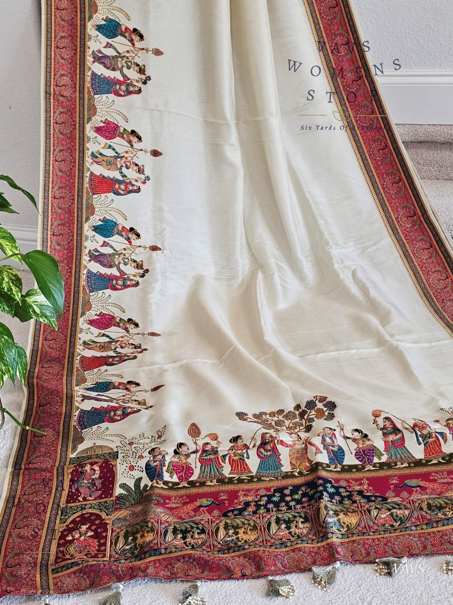 Off-White Banarasi Silk Saree with Dancing Dolls Weave & Pashmina Border | Size 38–44