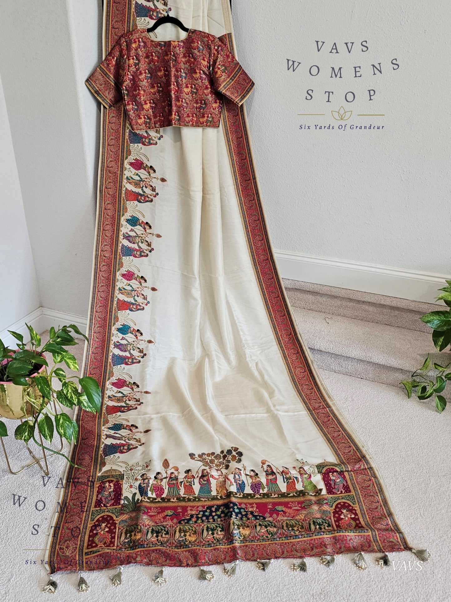 Off-White Banarasi Silk Saree with Dancing Dolls Weave & Pashmina Border | Size 38–44