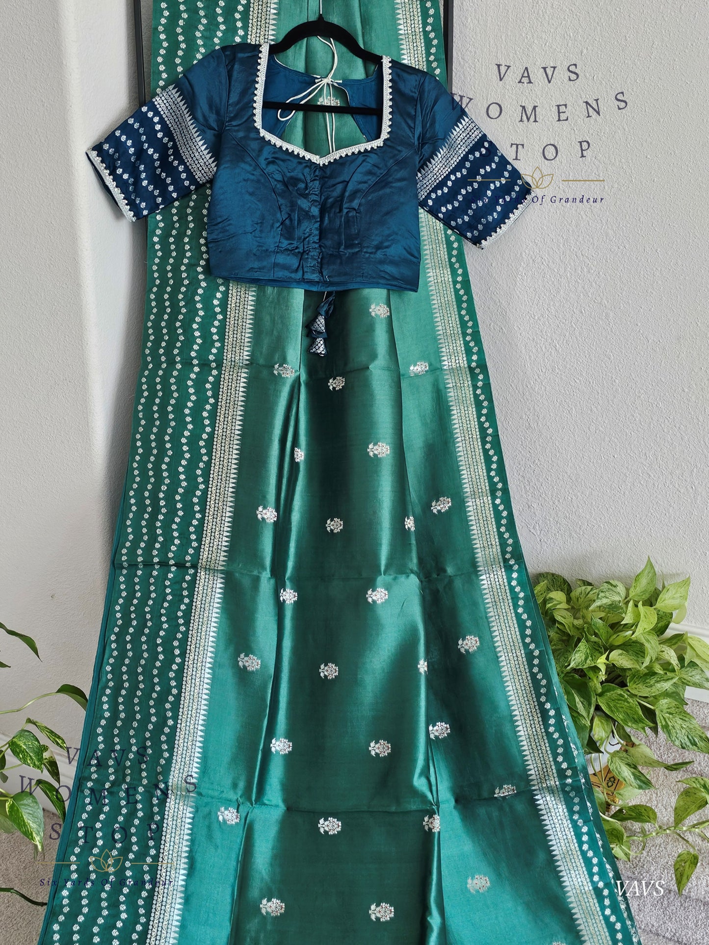 Deep Sea Green Pure Mango Silk Saree with Peacock Blue Blouse
