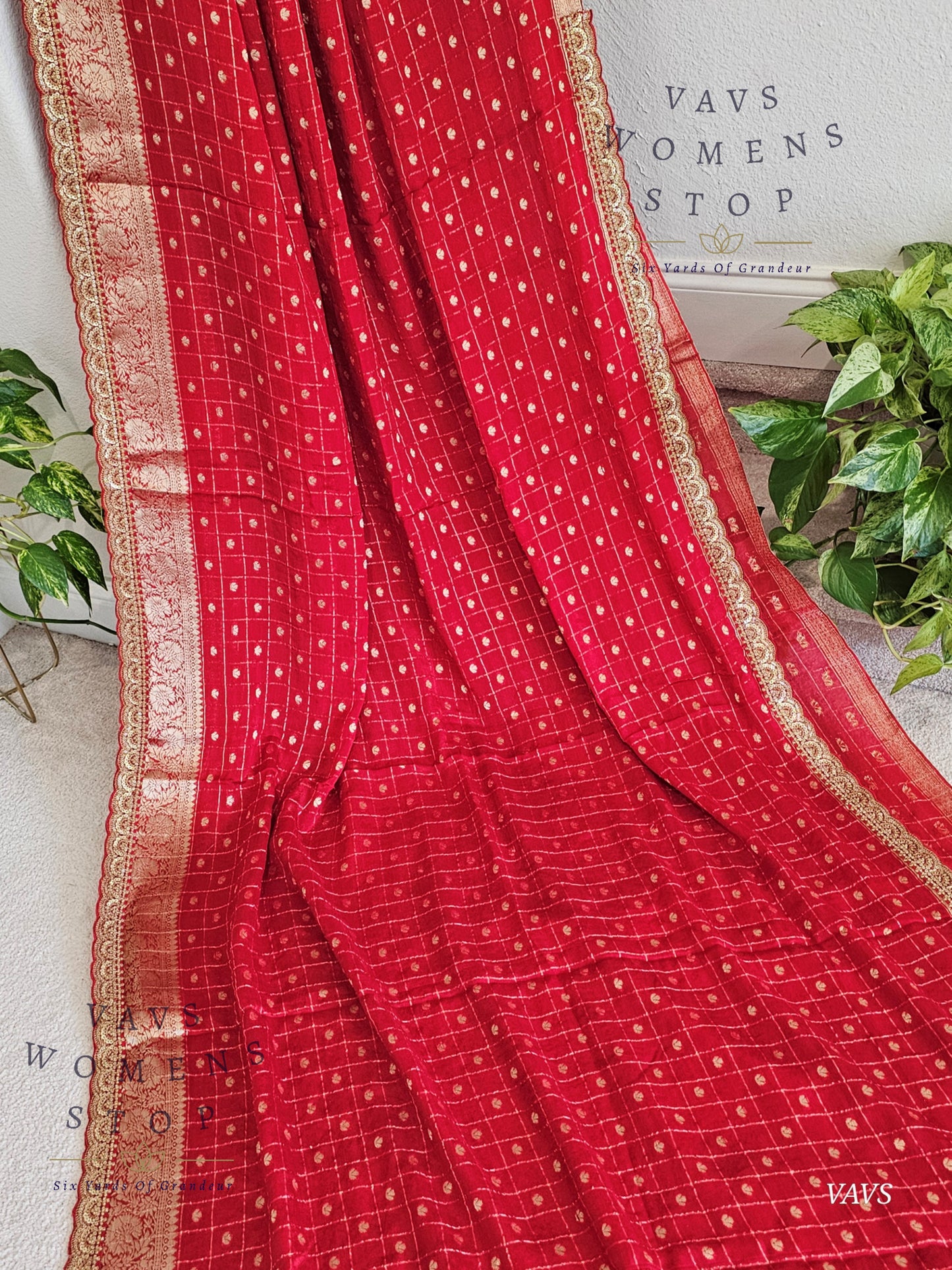 Red Shade Chinon Crepe Georgette Saree with Checks Pattern & Blouse