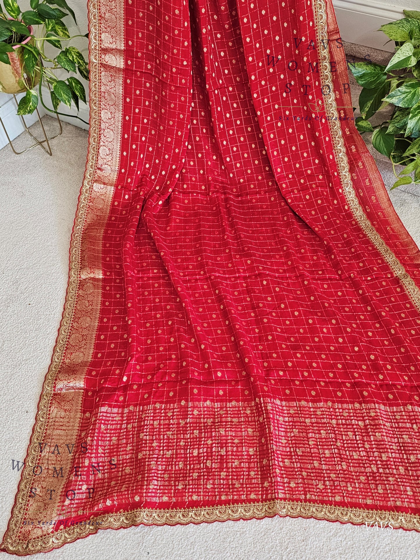 Red Shade Chinon Crepe Georgette Saree with Checks Pattern & Blouse