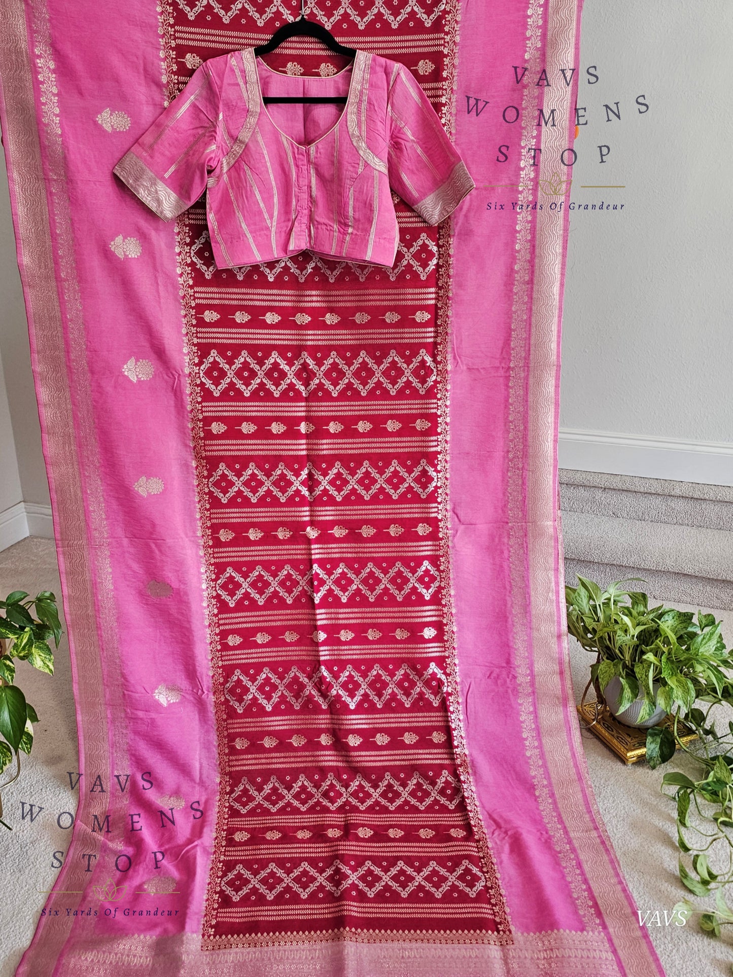 Contrast Color Combination Trending Design Linen Benarasi Silk Saree with Stitched Blouse