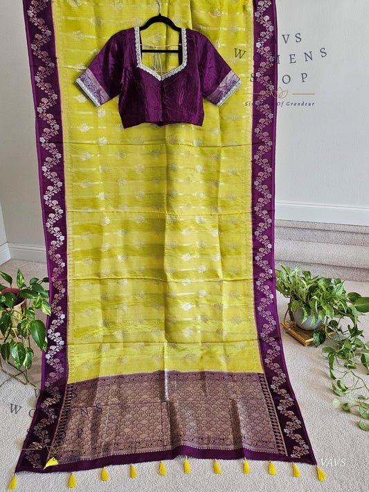 Mashru Crepe Silk Benarasi Saree - Blouse