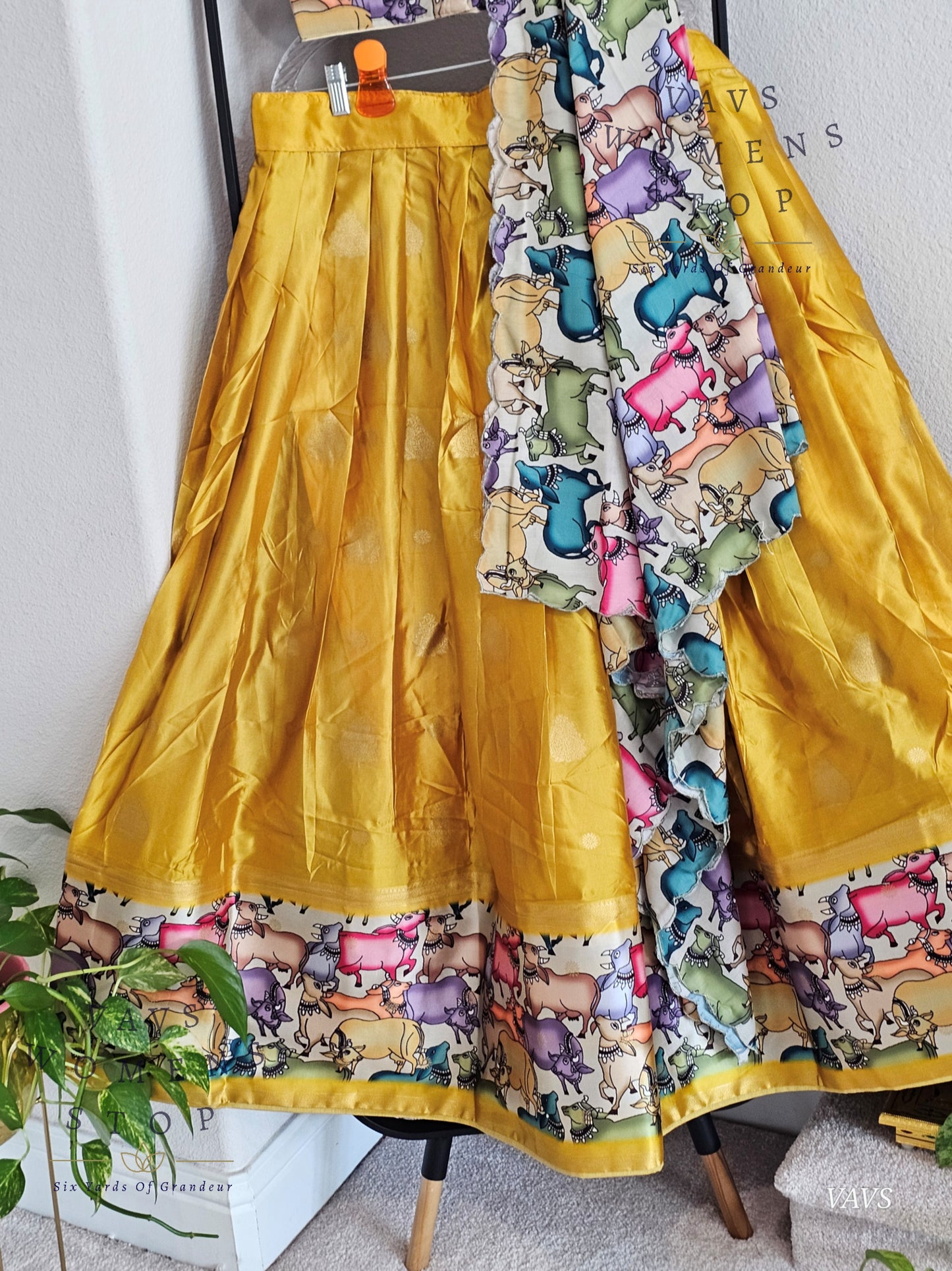 Benarasi-Pichwai Designer Half Saree Set | Pichwai Print Dupatta | Can-Can Lined | Size 34-40