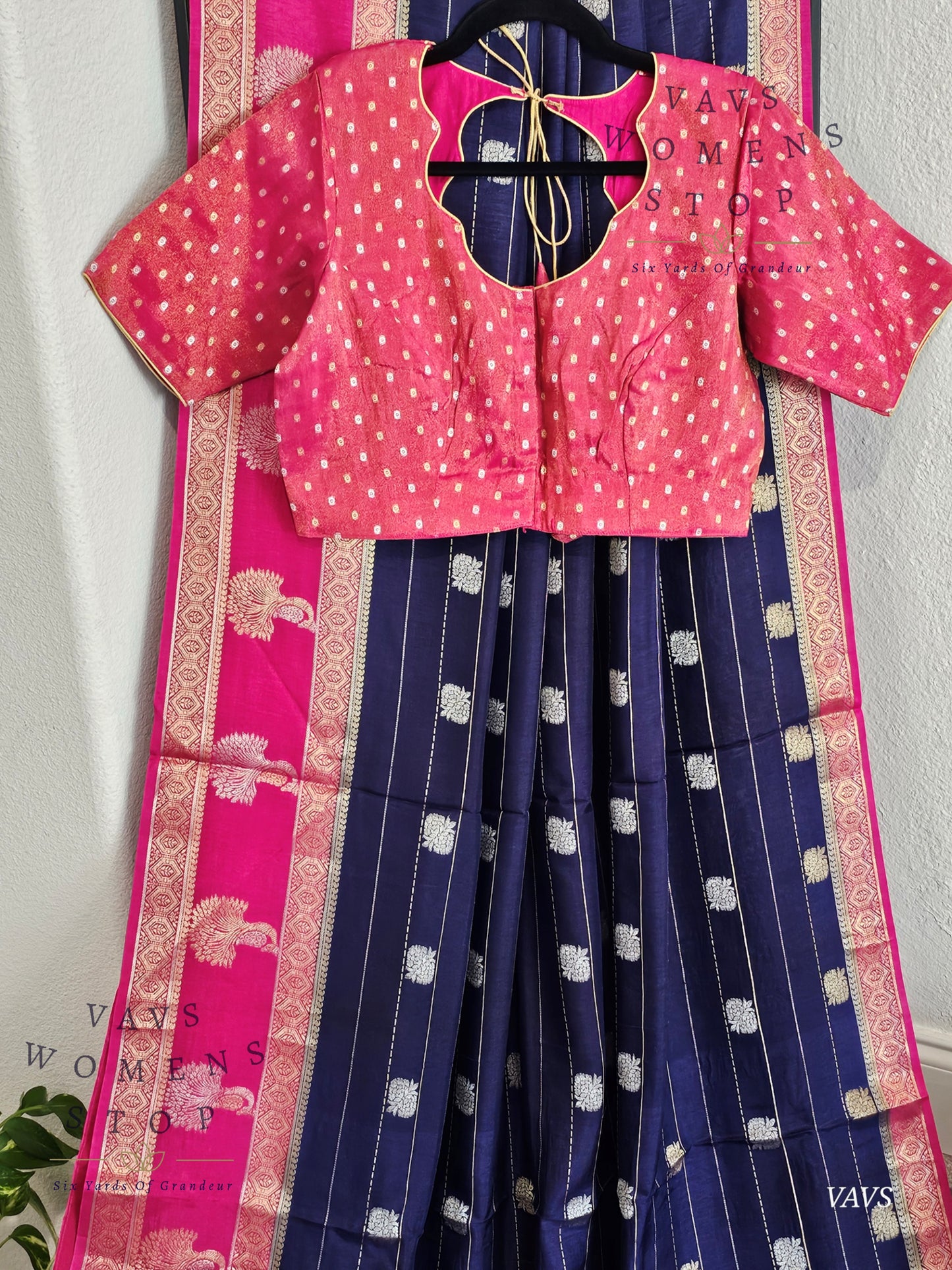 Soft Dola Silk Saree with Tissue Blouse