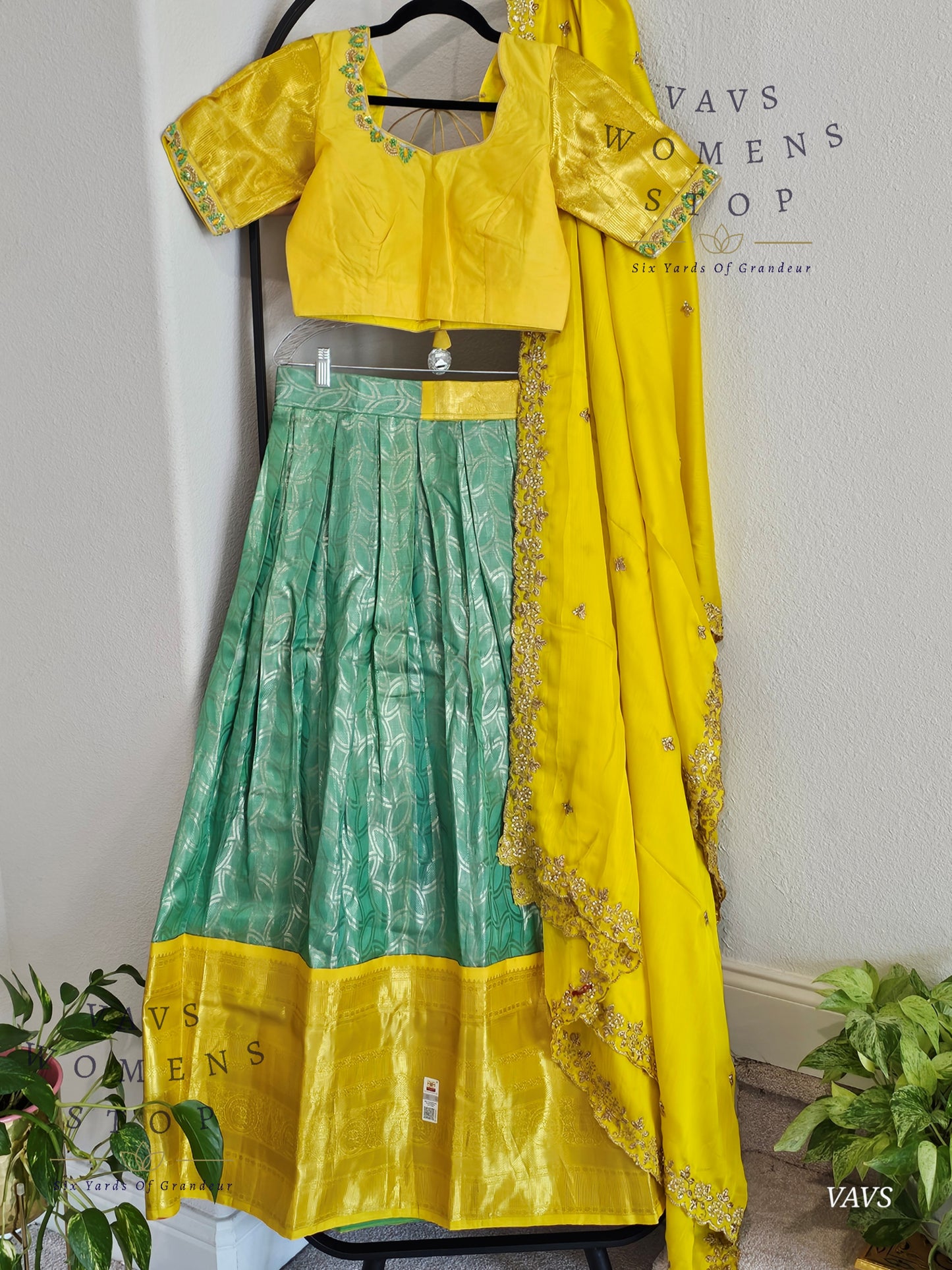Sea Green Yellow Combination Pure Kanchi Silk Handloom Traditional Half  Saree Set – Traditional South Indian Half Saree | Size 34–40 | Ready to  Dispatch from USA