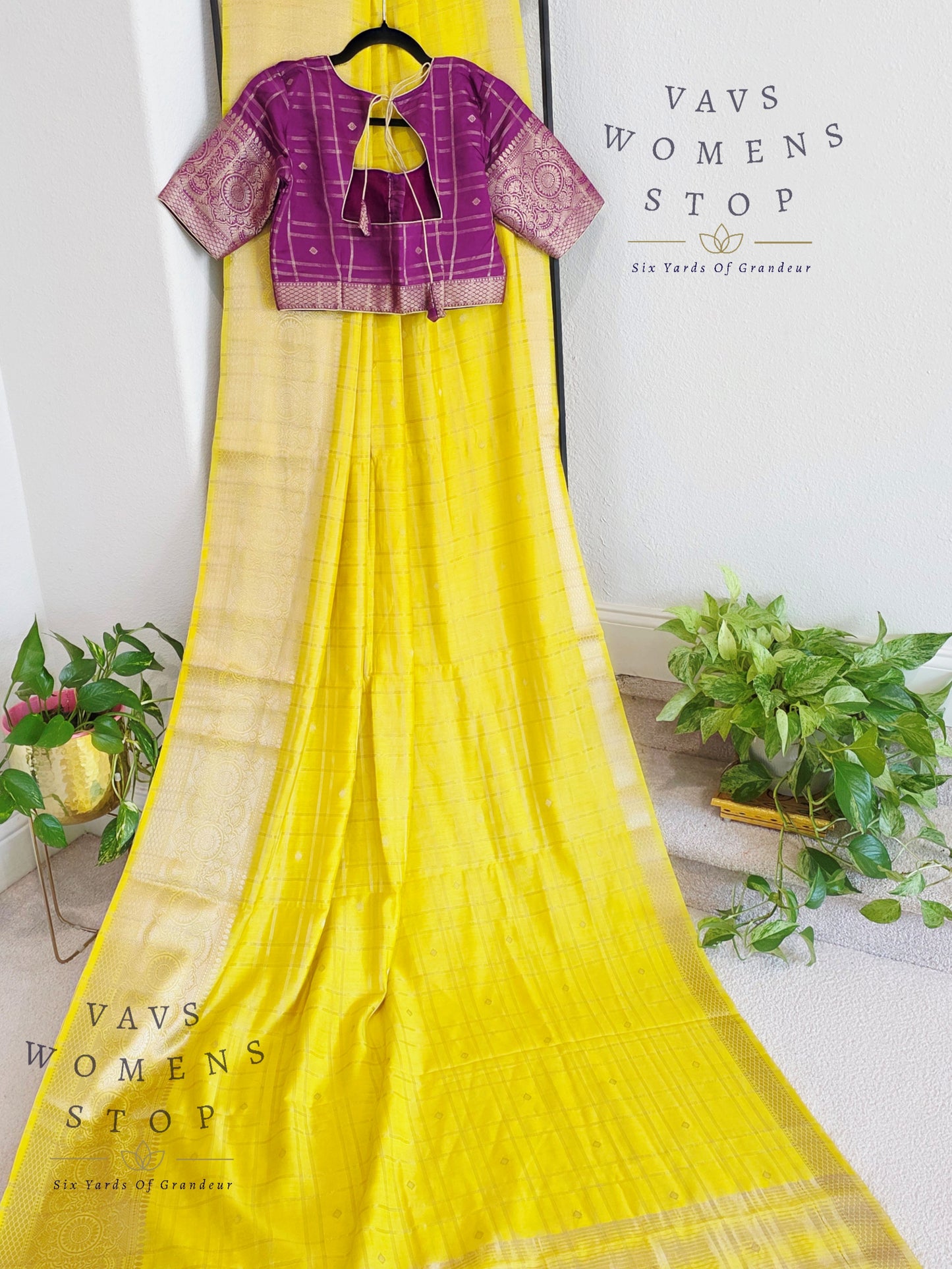 Soft Chanderi Linen Style Saree - Stitched Blouse