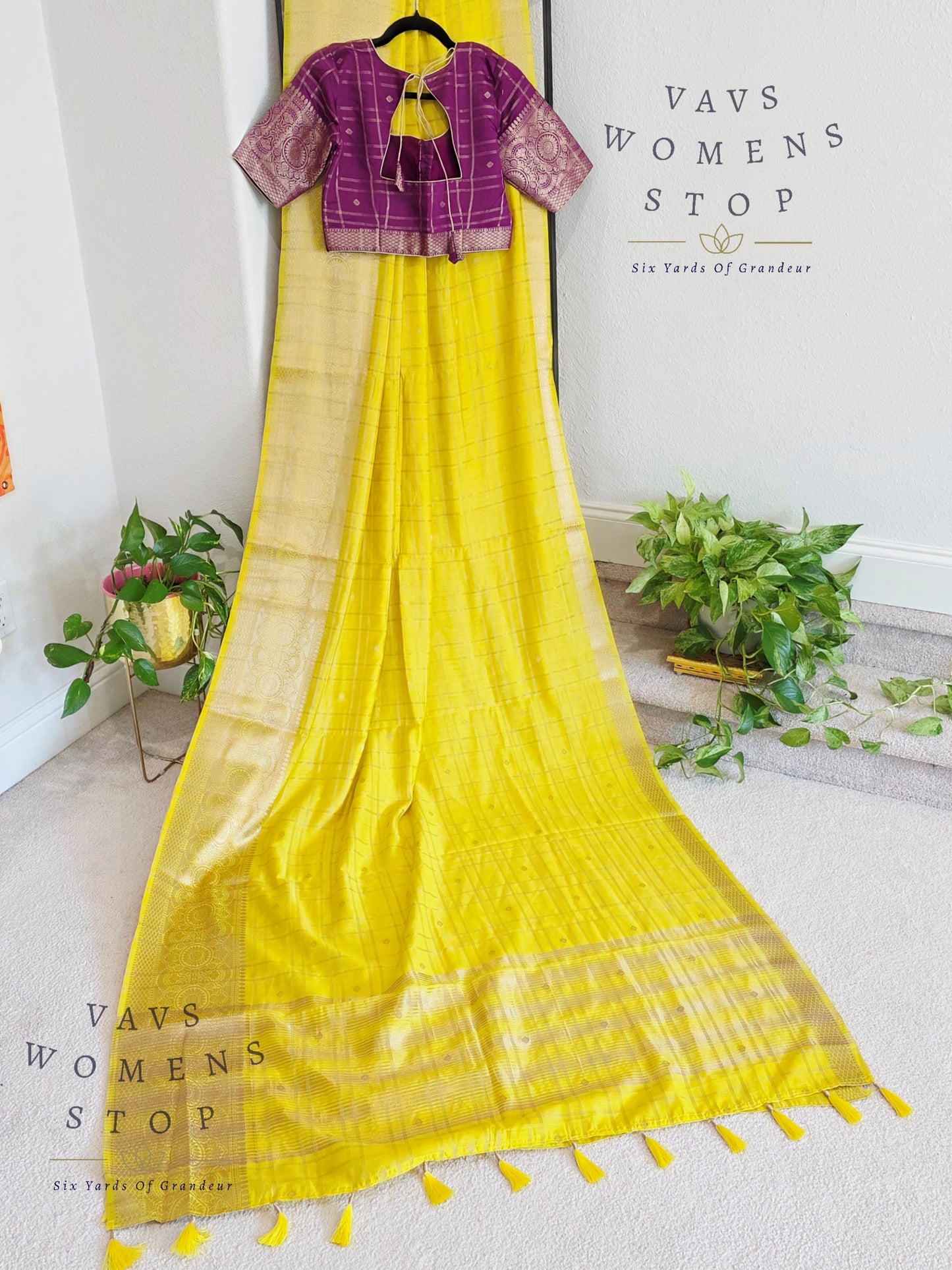 Soft Chanderi Linen Style Saree - Stitched Blouse