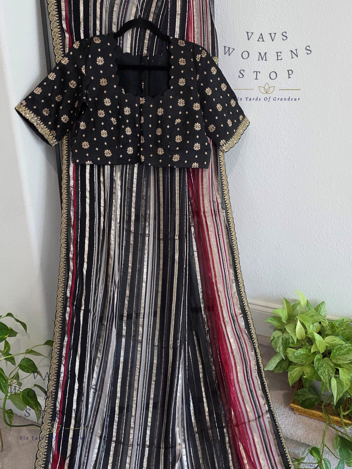 Viscose Georgette Designer Striped Saree with Lace Border with Stitched Blouse