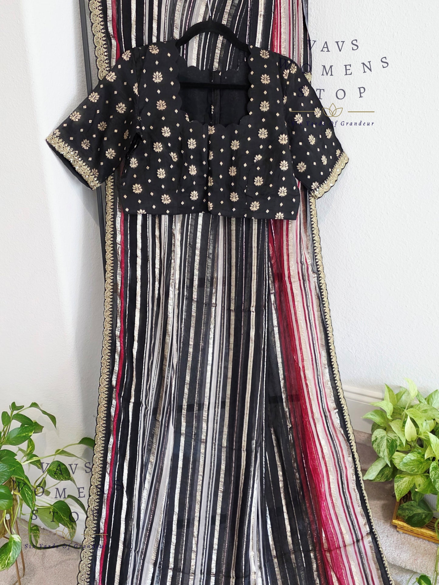 Viscose Georgette Designer Striped Saree with Lace Border with Stitched Blouse