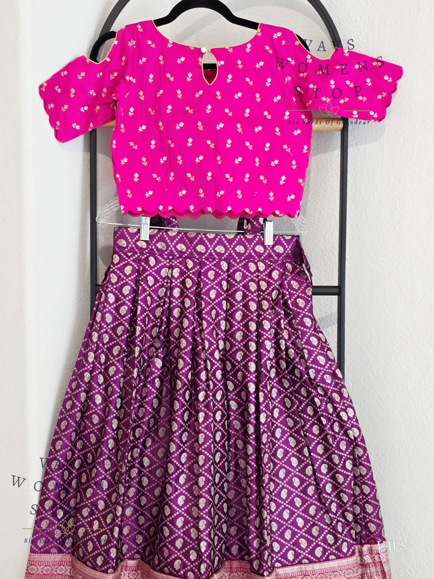 Benarasi Silk Lehenga Croptop Blouse