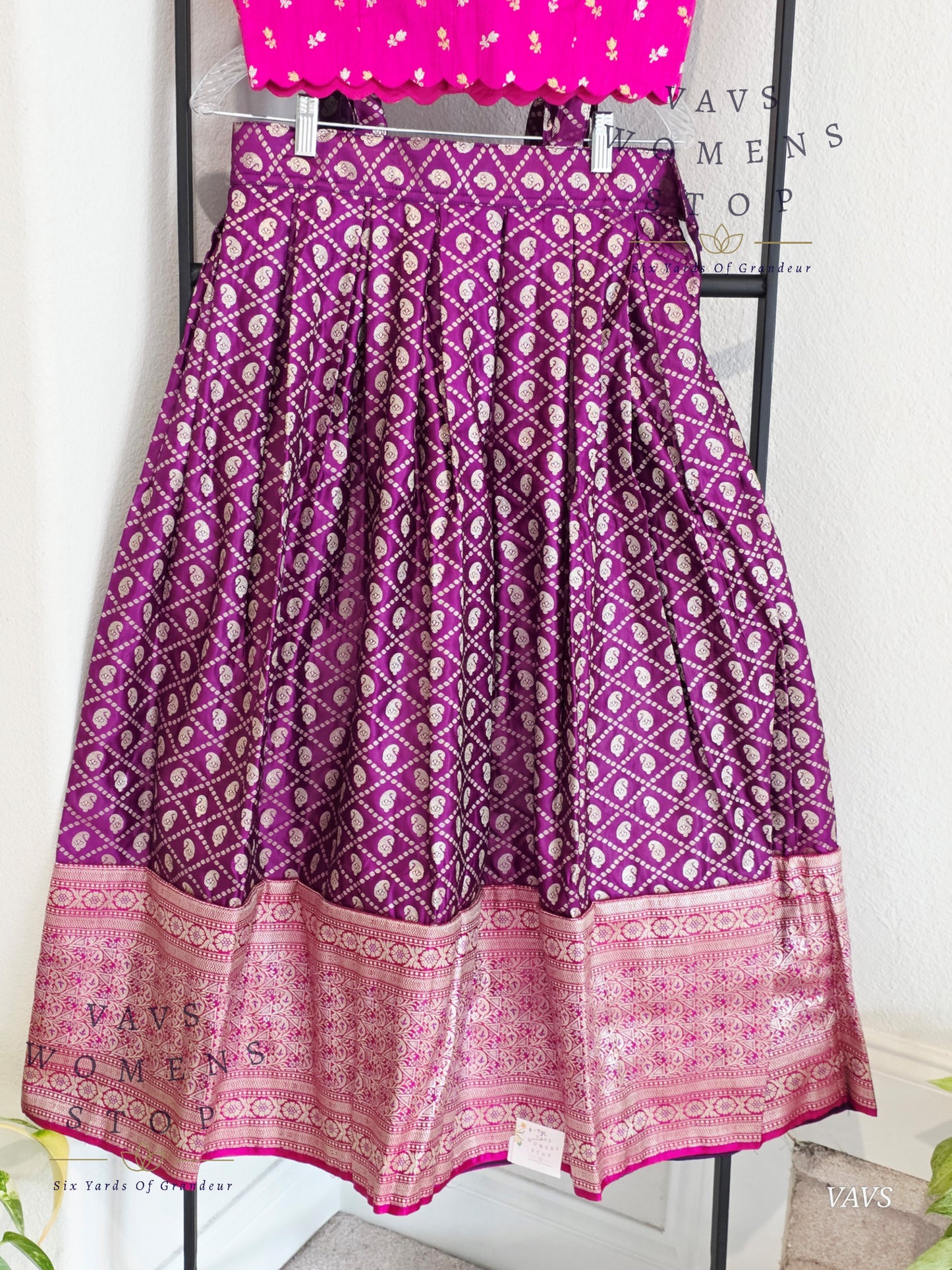 Benarasi Silk Lehenga Croptop Blouse