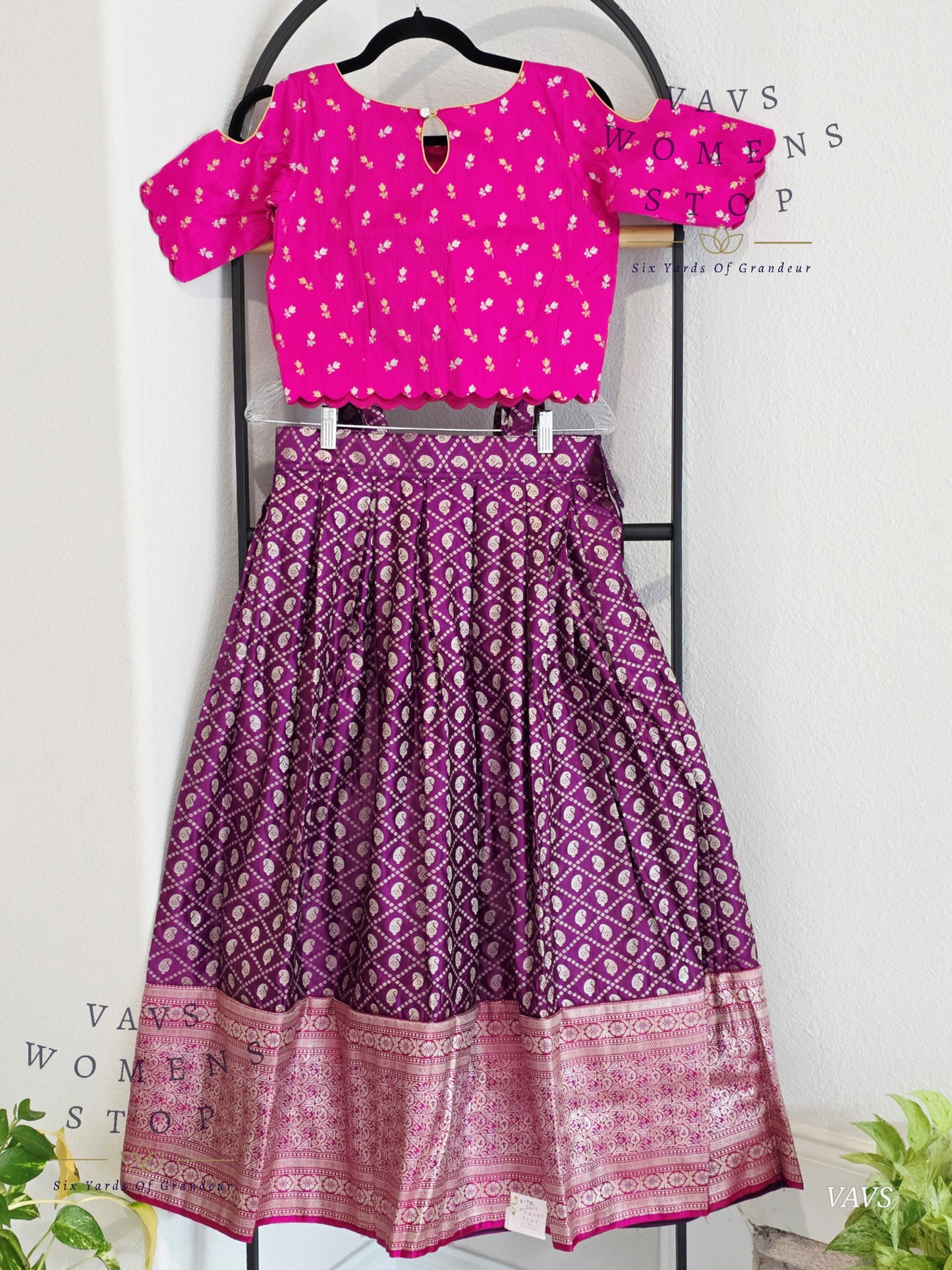 Benarasi Silk Lehenga Croptop Blouse