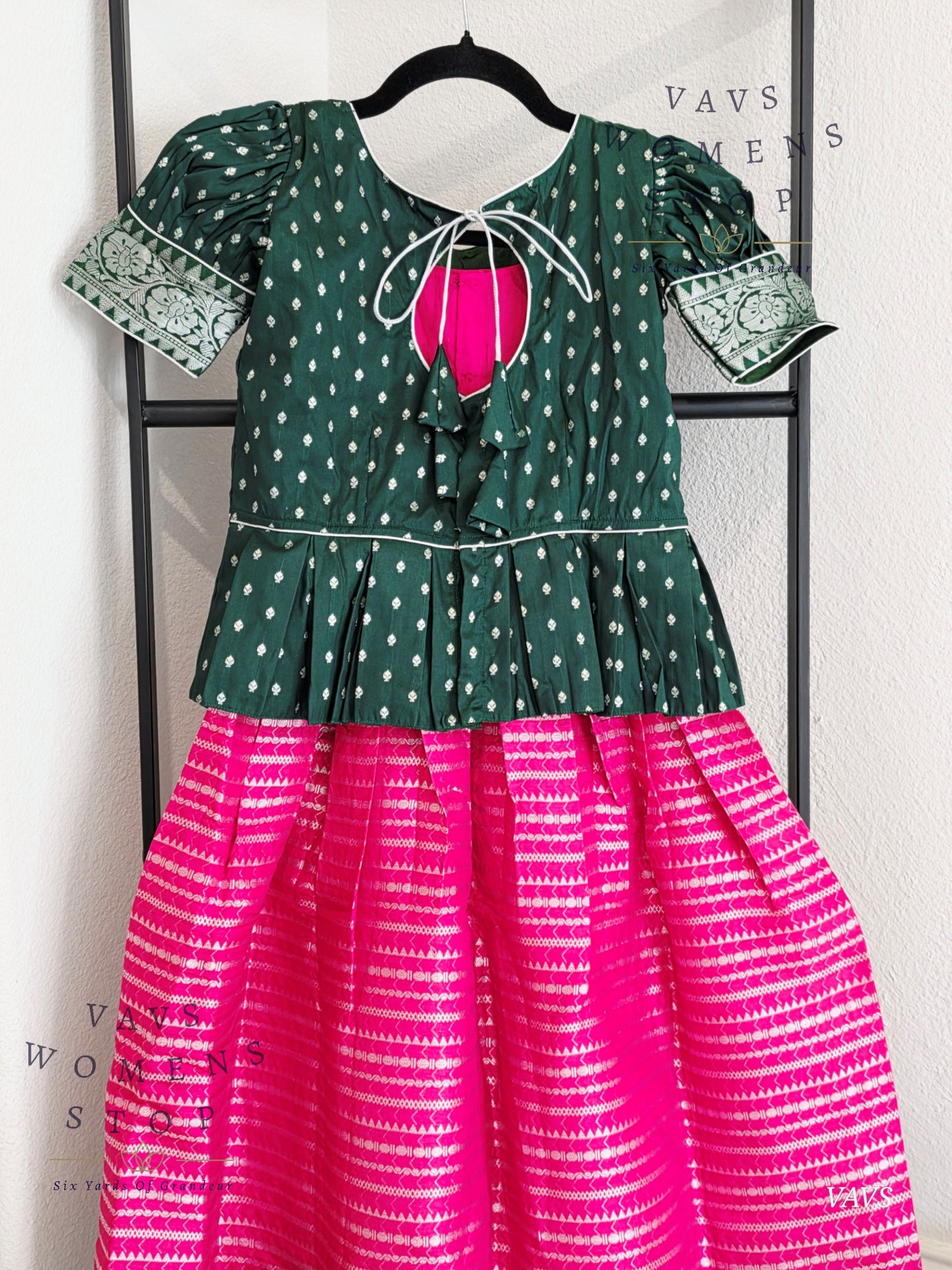 Designer Chiniya Benarasi Silk Lehenga Blouse