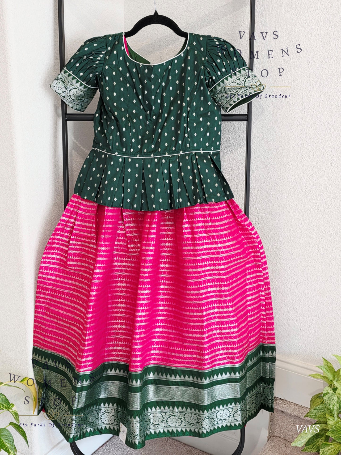 Designer Chiniya Benarasi Silk Lehenga Blouse